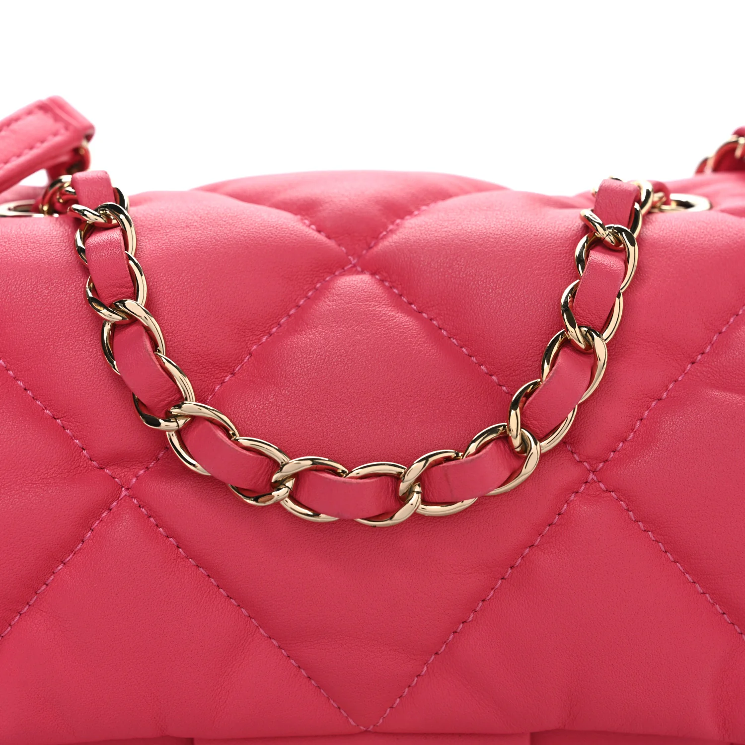 Calfskin Quilted Medium Bubbly Flap Pink - Top Club