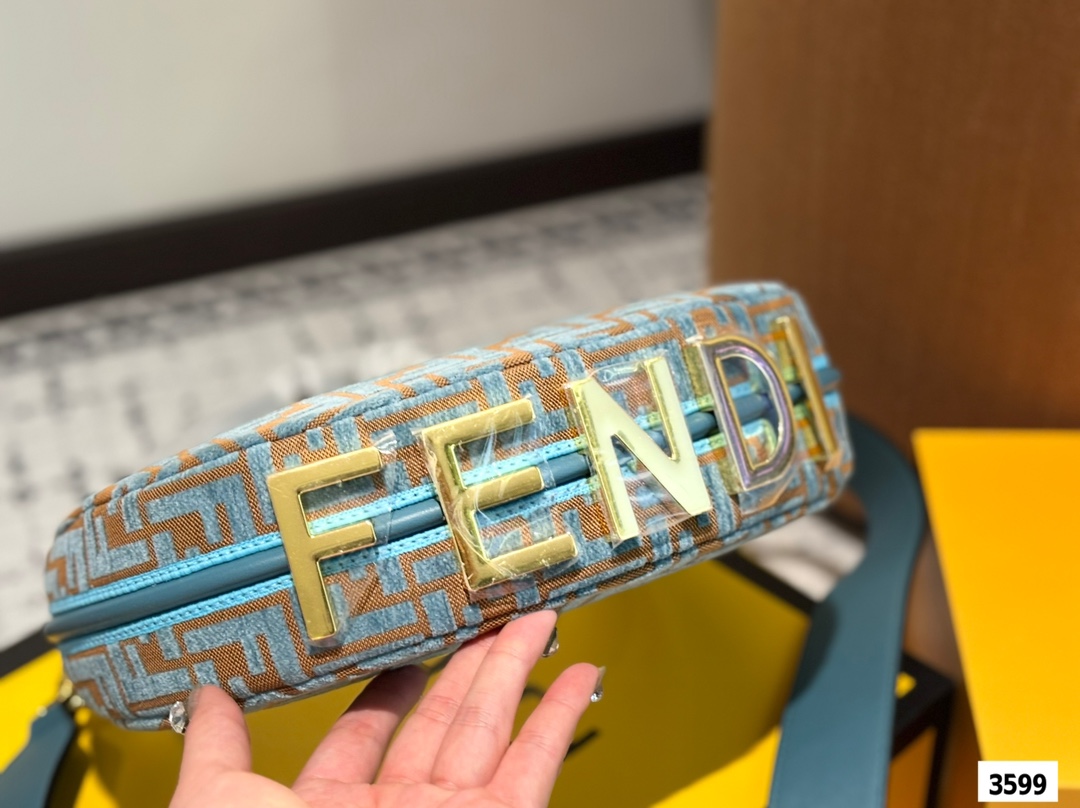 Fen 2025 new arrival graphy moon bag size:30 * 16cm - Top Club