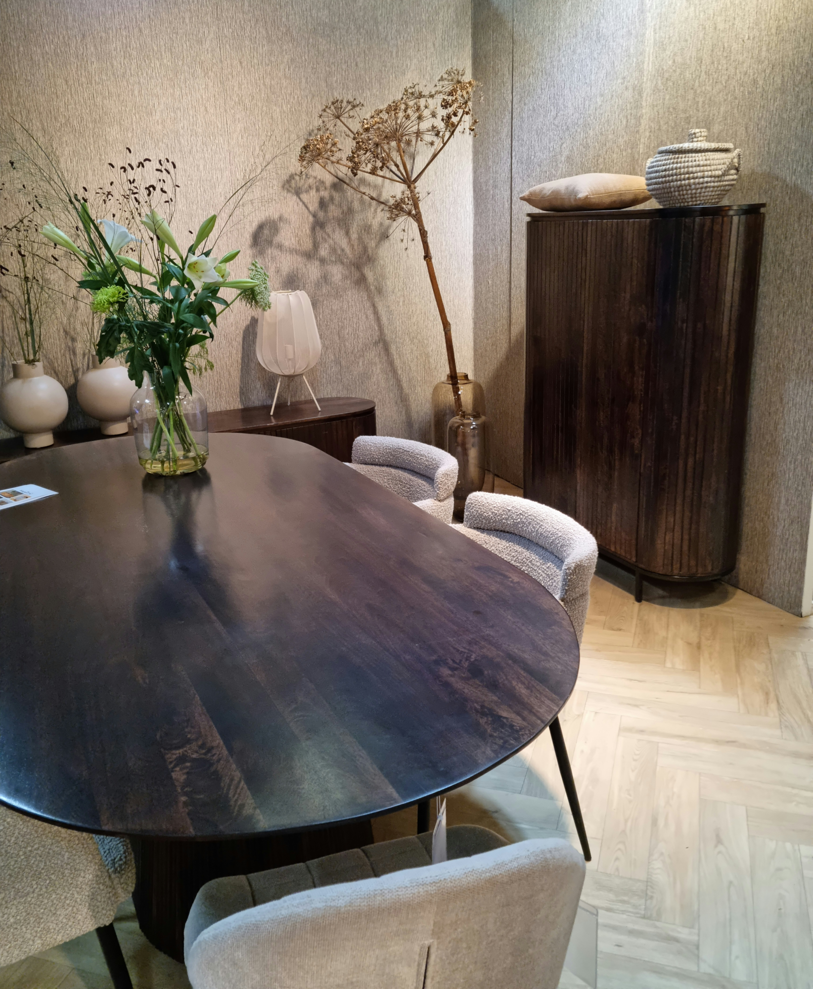 Eettafel Sally 230 cm ovaal Eettafel Saly 230 ovaal Licht bruin