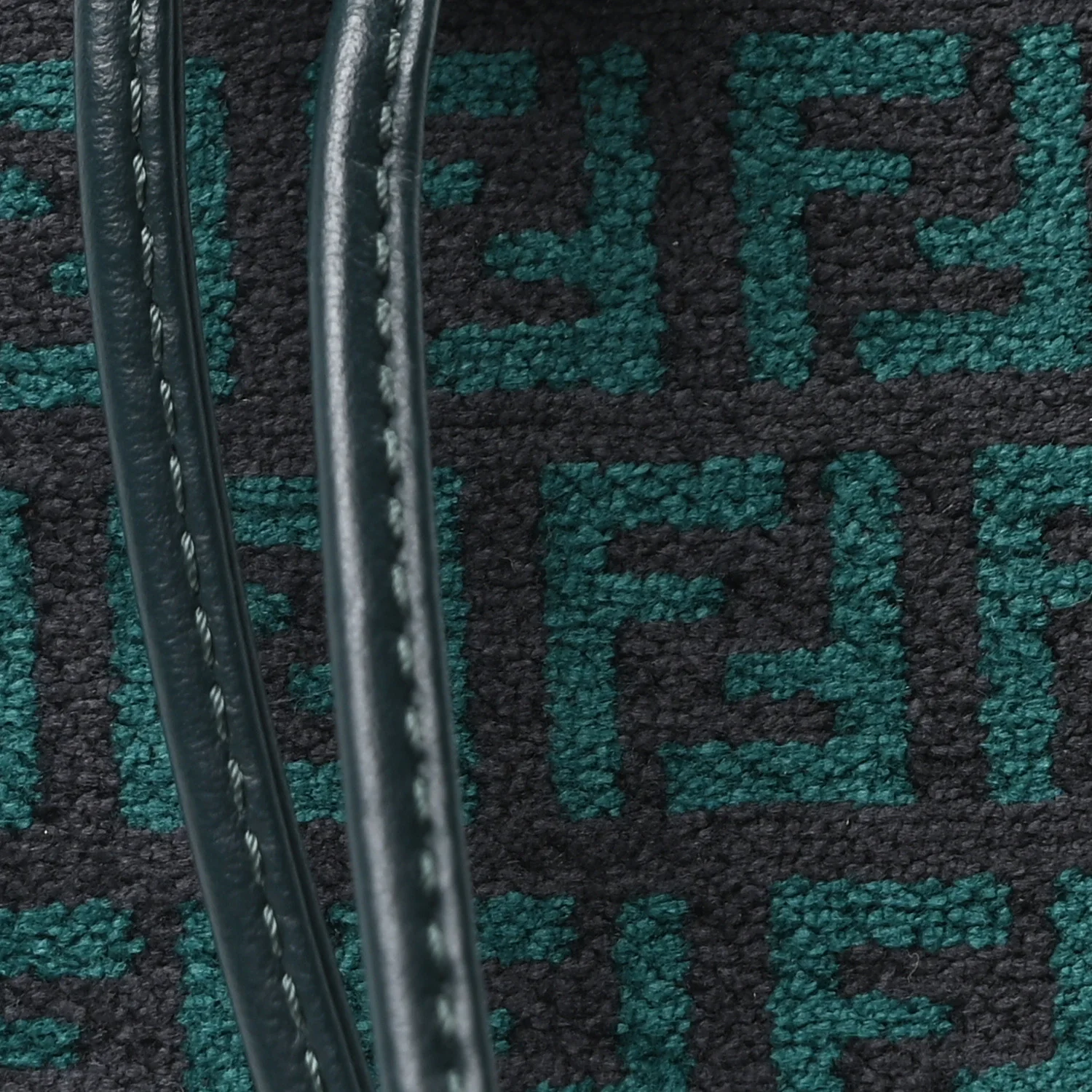 Chenille Vitello F is Fendi Micro FF Mini Mon Tresor Bucket Bag Verde Inglese - Top Club