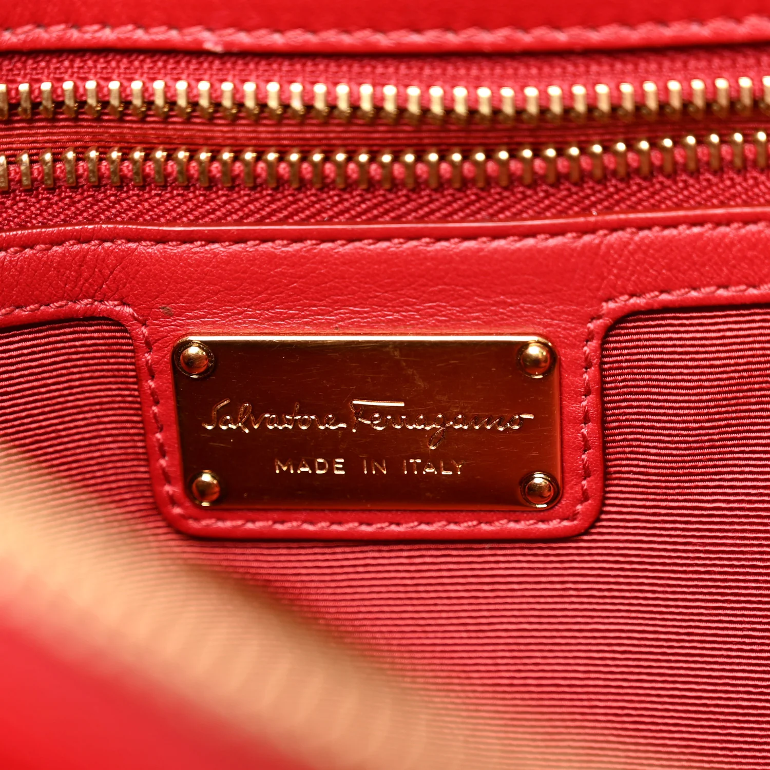Calfskin Gancini Chain Shoulder Bag Red - Top Club