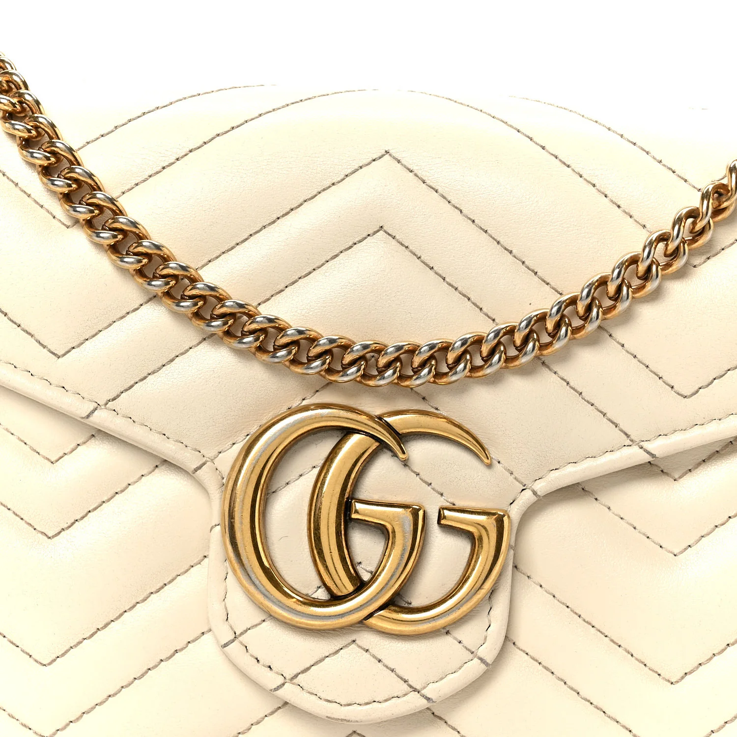 Calfskin Matelasse GG Marmont Chain Wallet Mystic White - Top Club