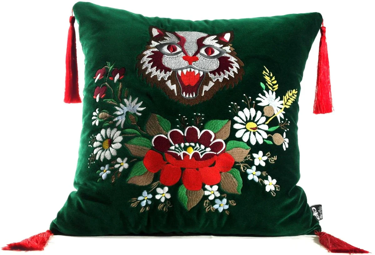 Luxury decorative cushion with tassels Cat Green / Multicolored 45 x 45 cm - Finest velvet fabric - Living room cushion