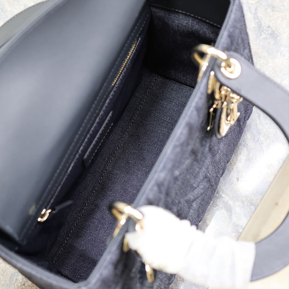 Medium Lady Dior Bag - Top Club