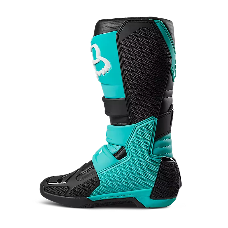 Complete boots