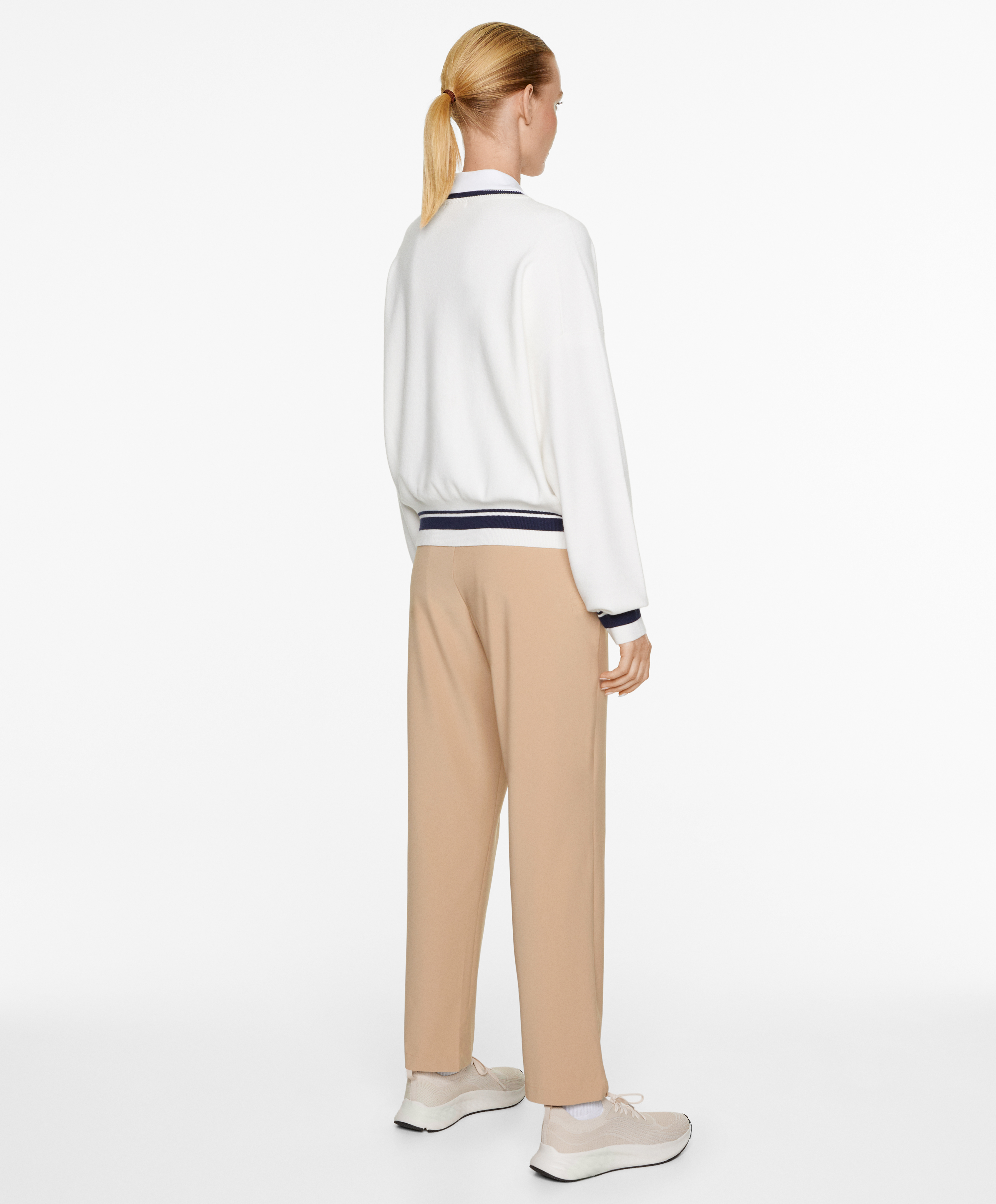 OYSHO V-neck knit sweater