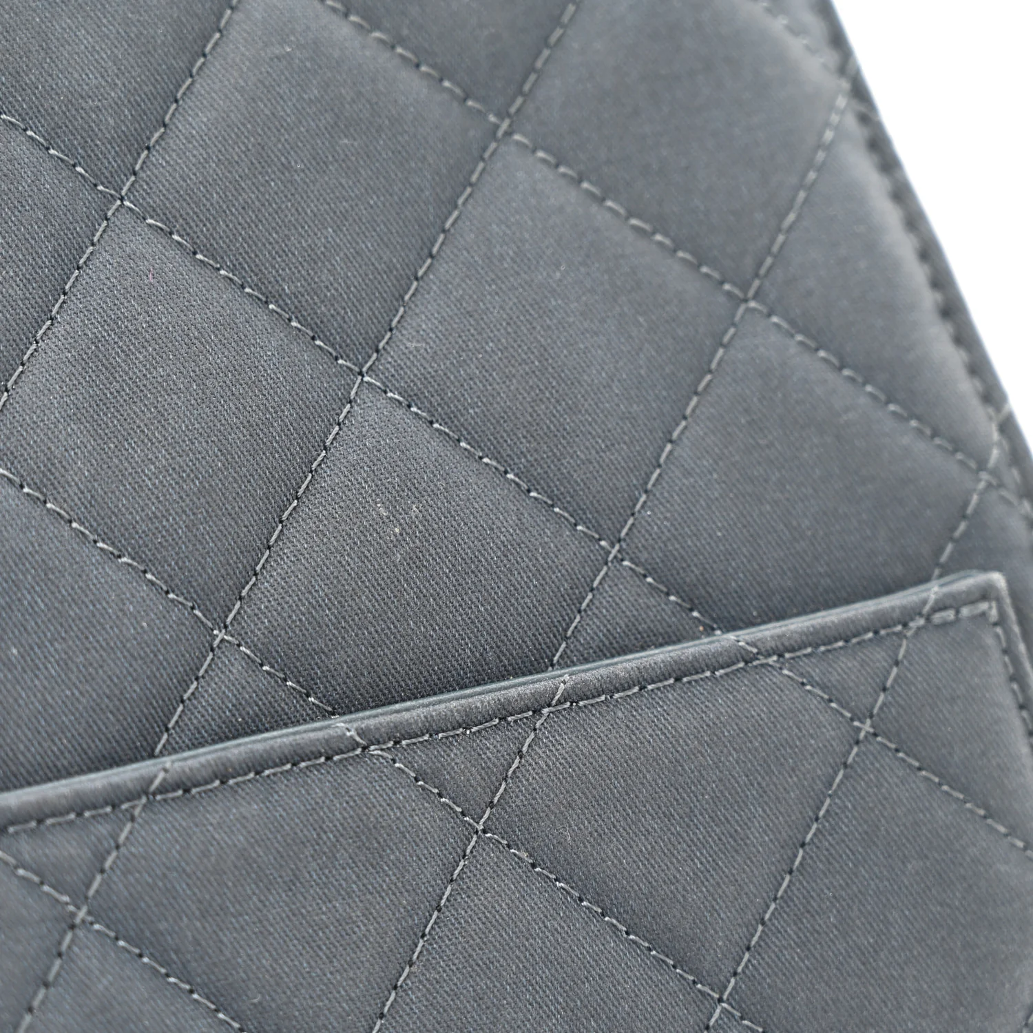 Canvas Quilted Medium Chanel 25 Handbag Dark Blue - Top Club
