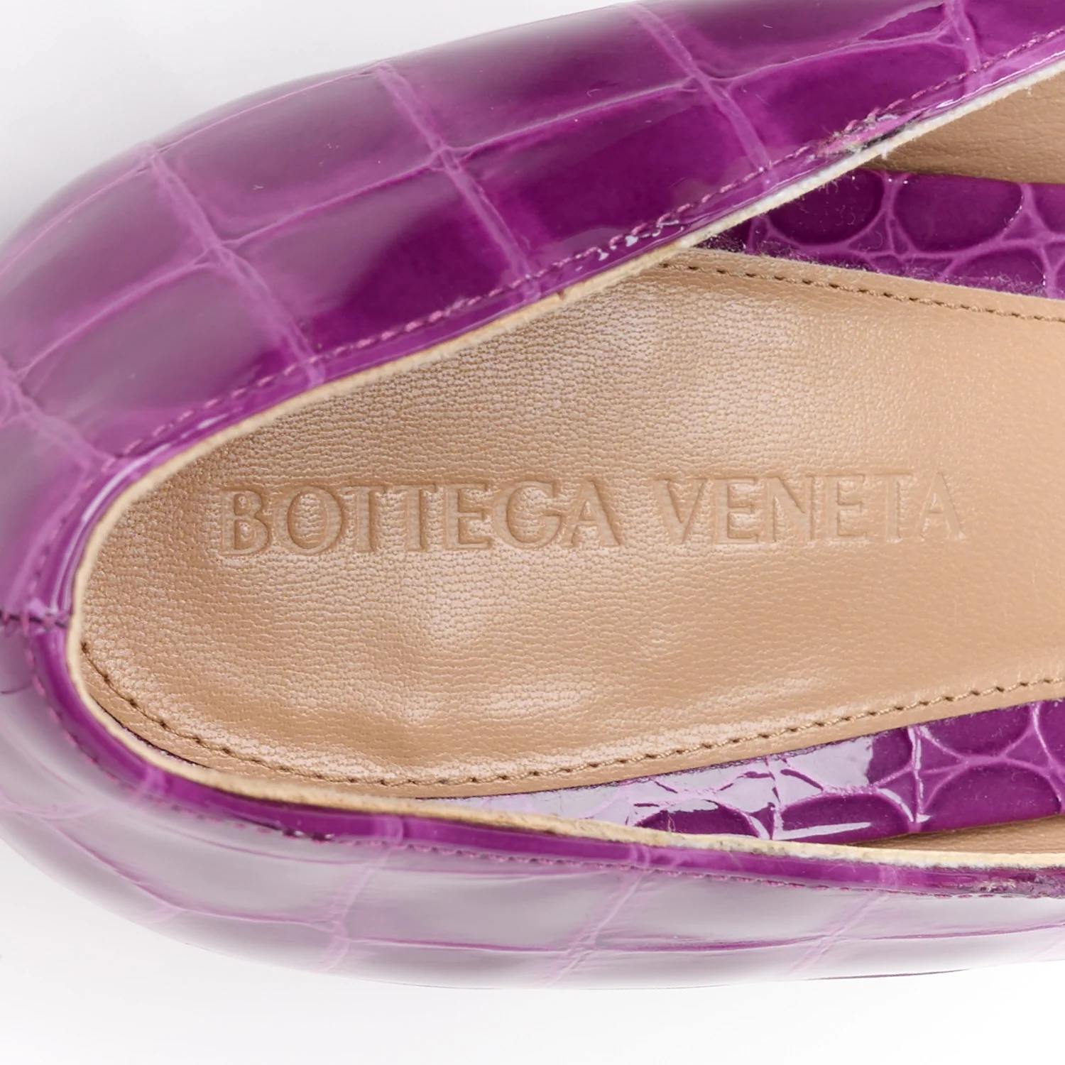 Gloss Calfskin Crocodile Embossed Punta Wedge Heels 40 Venom - Top Club
