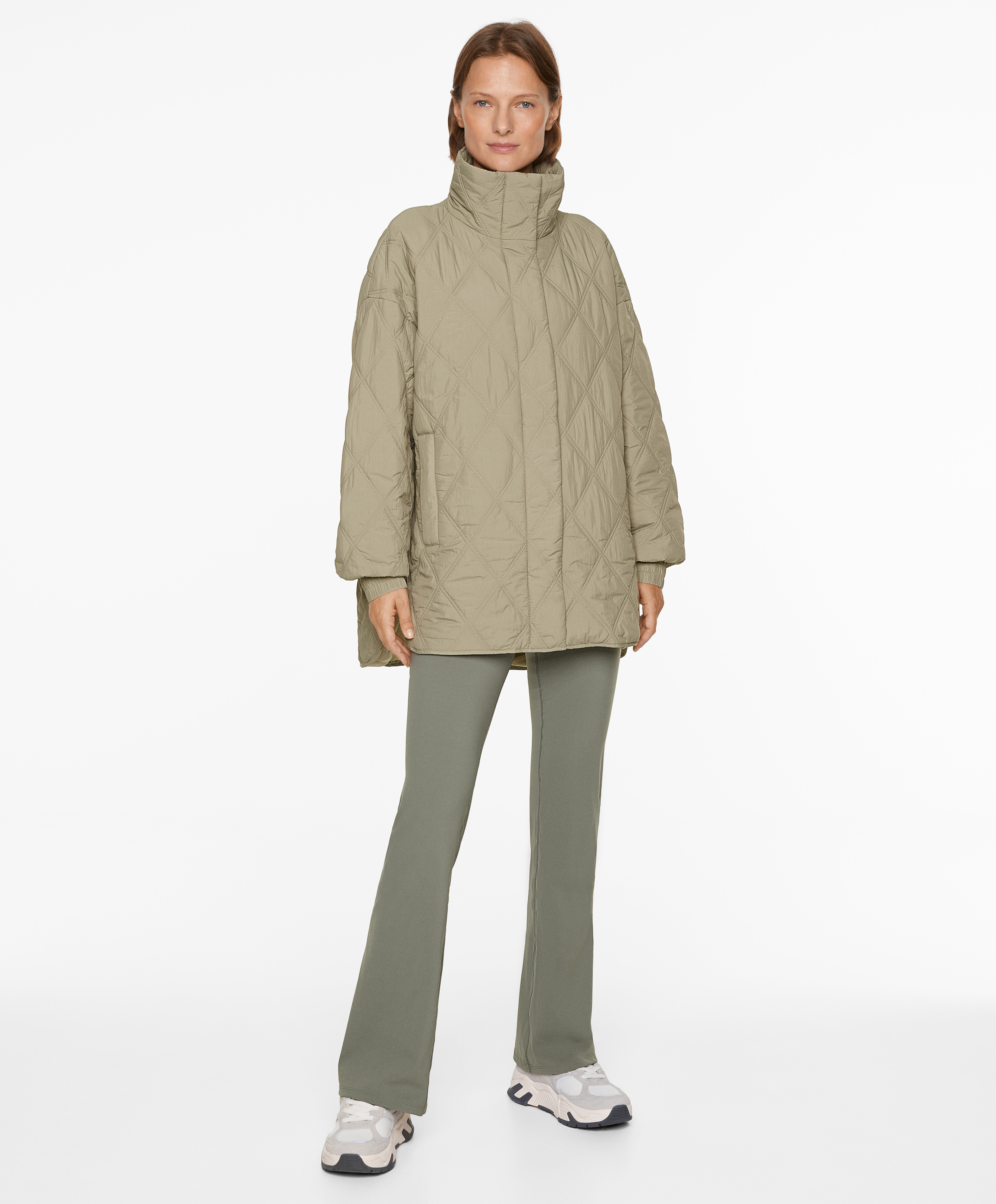 OYSHO Lightweight, water-repellent FELLEX® AEROGEL padded jacket