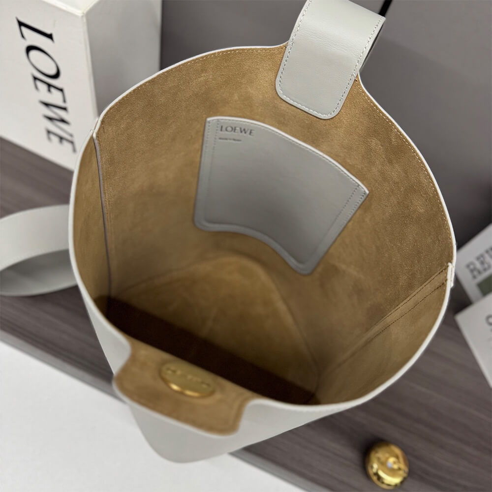 LOEWE Medium Pebble bucket in smooth calfskin(high-end grade) - Top Club