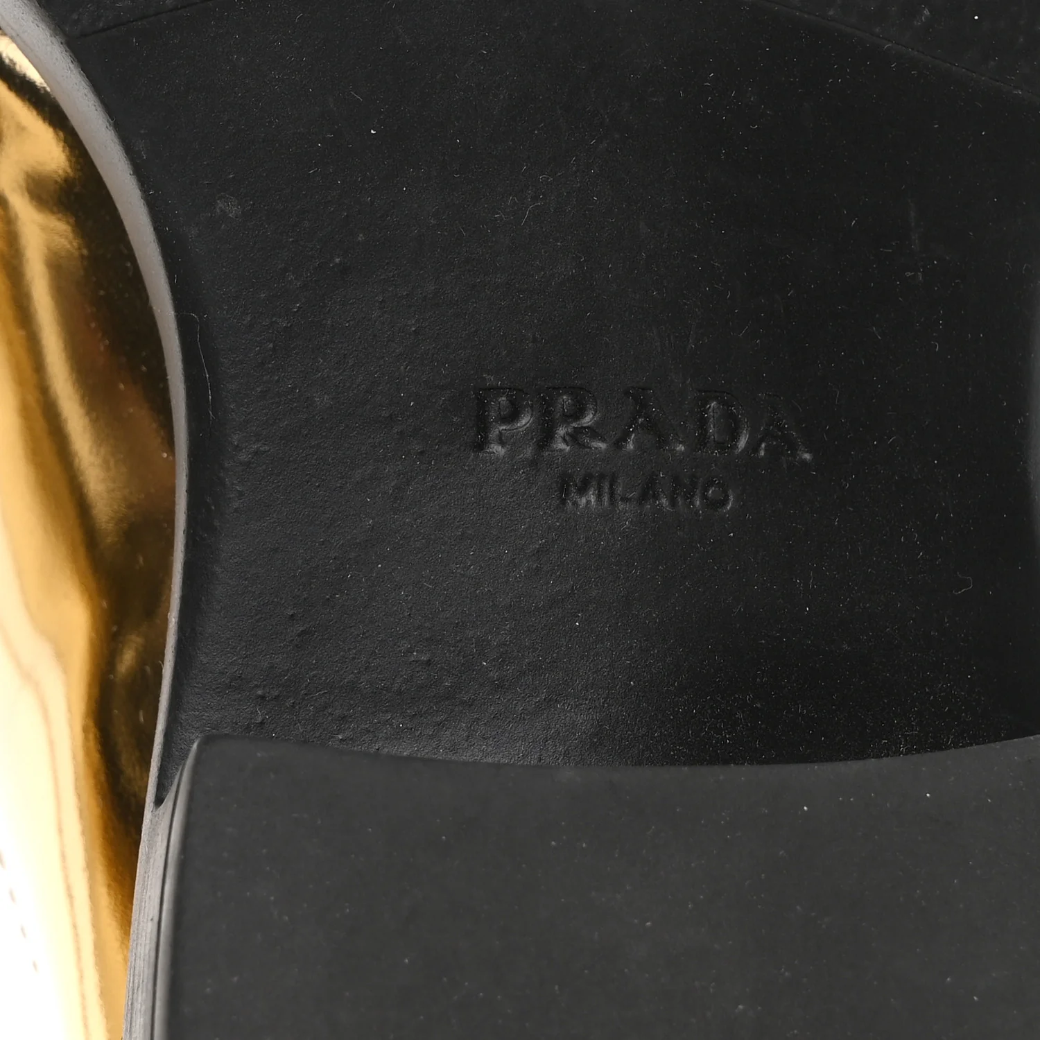 Metallic Brushed Calfskin Metal Triangle Logo 50mm Loafers 39.5 Platino - Top Club