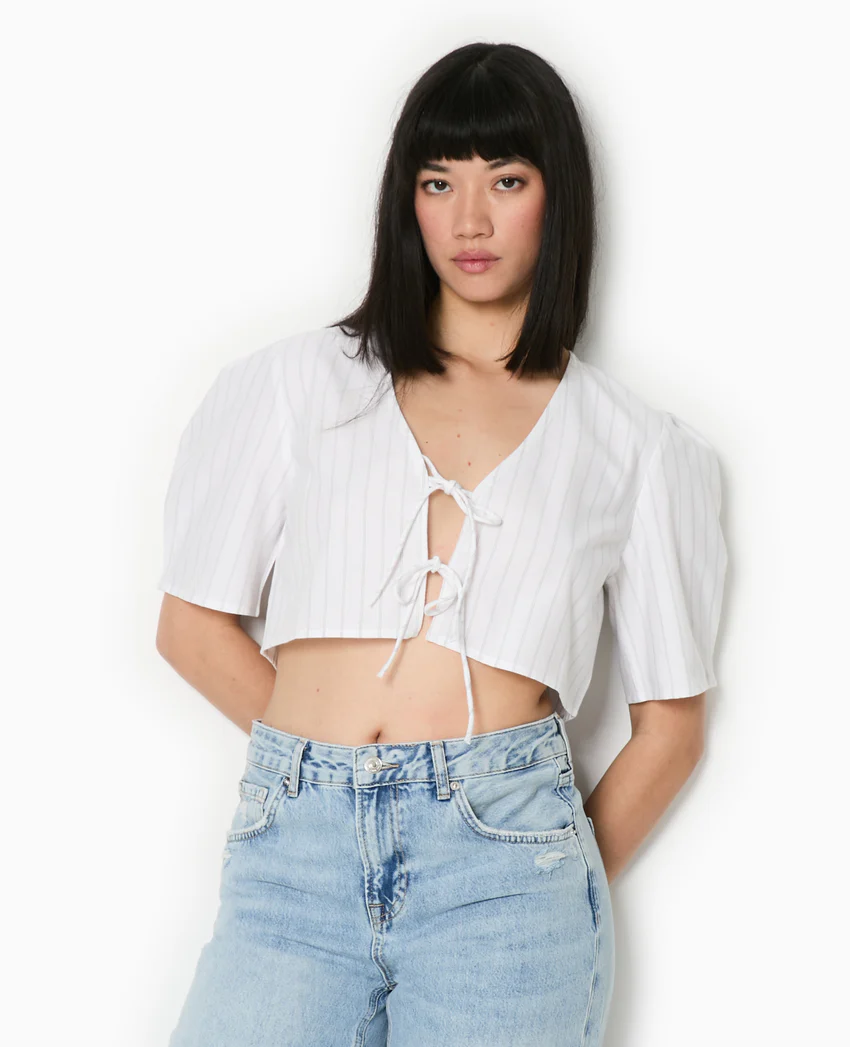 Pimkie Blouse courte rayée avec nouettes