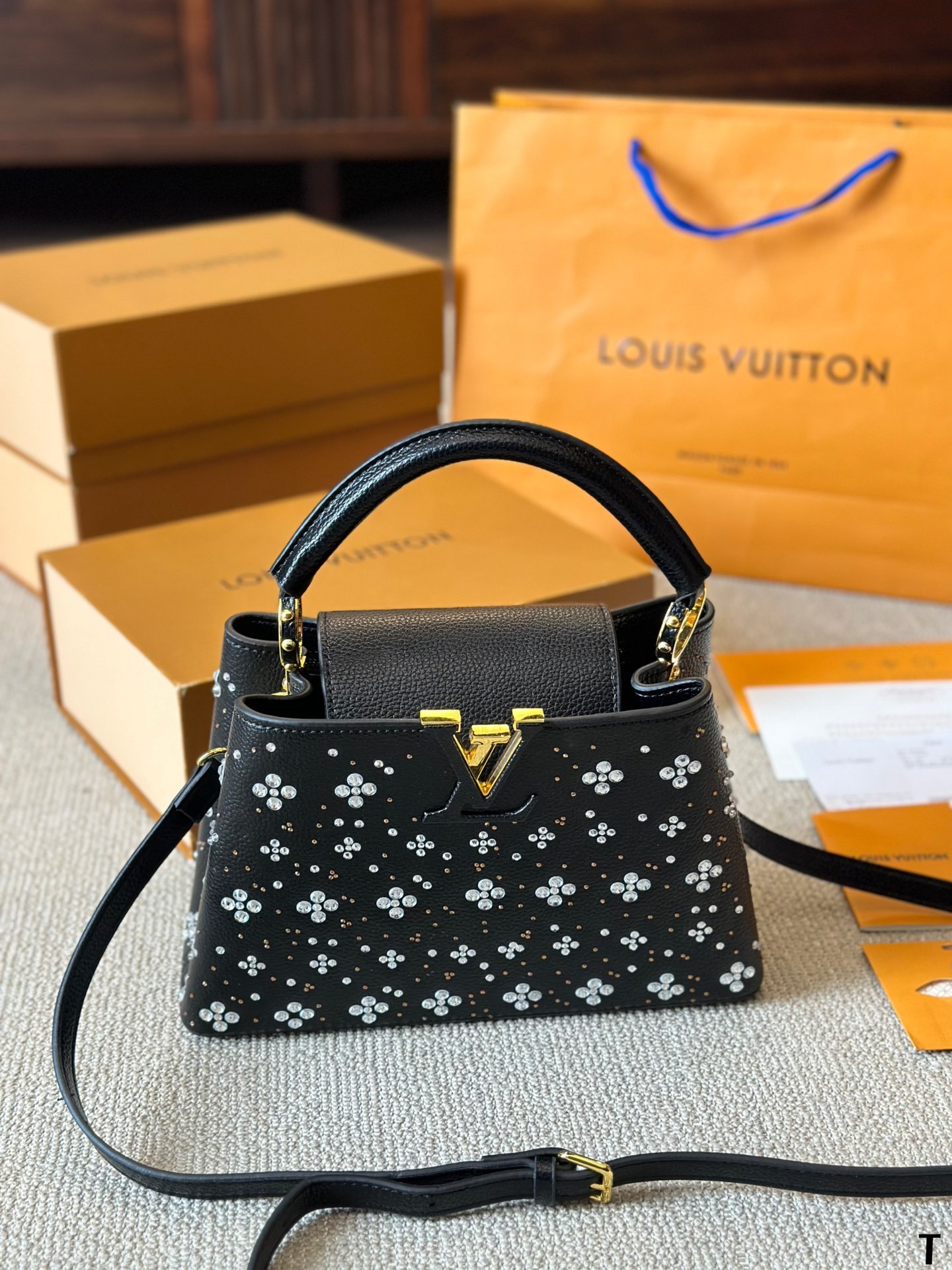 Louis capucines new arrival bag size :27*18cm - Top Club