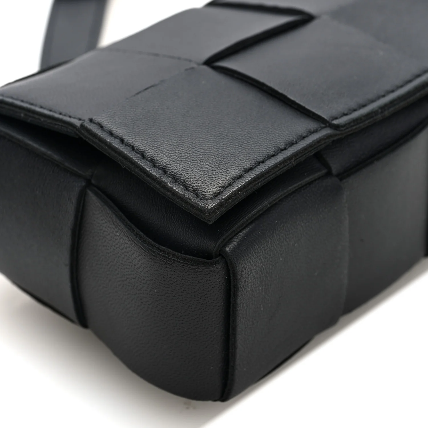 Lambskin Maxi Intrecciato Extra Mini Cassette Crossbody Bag Black - Top Club