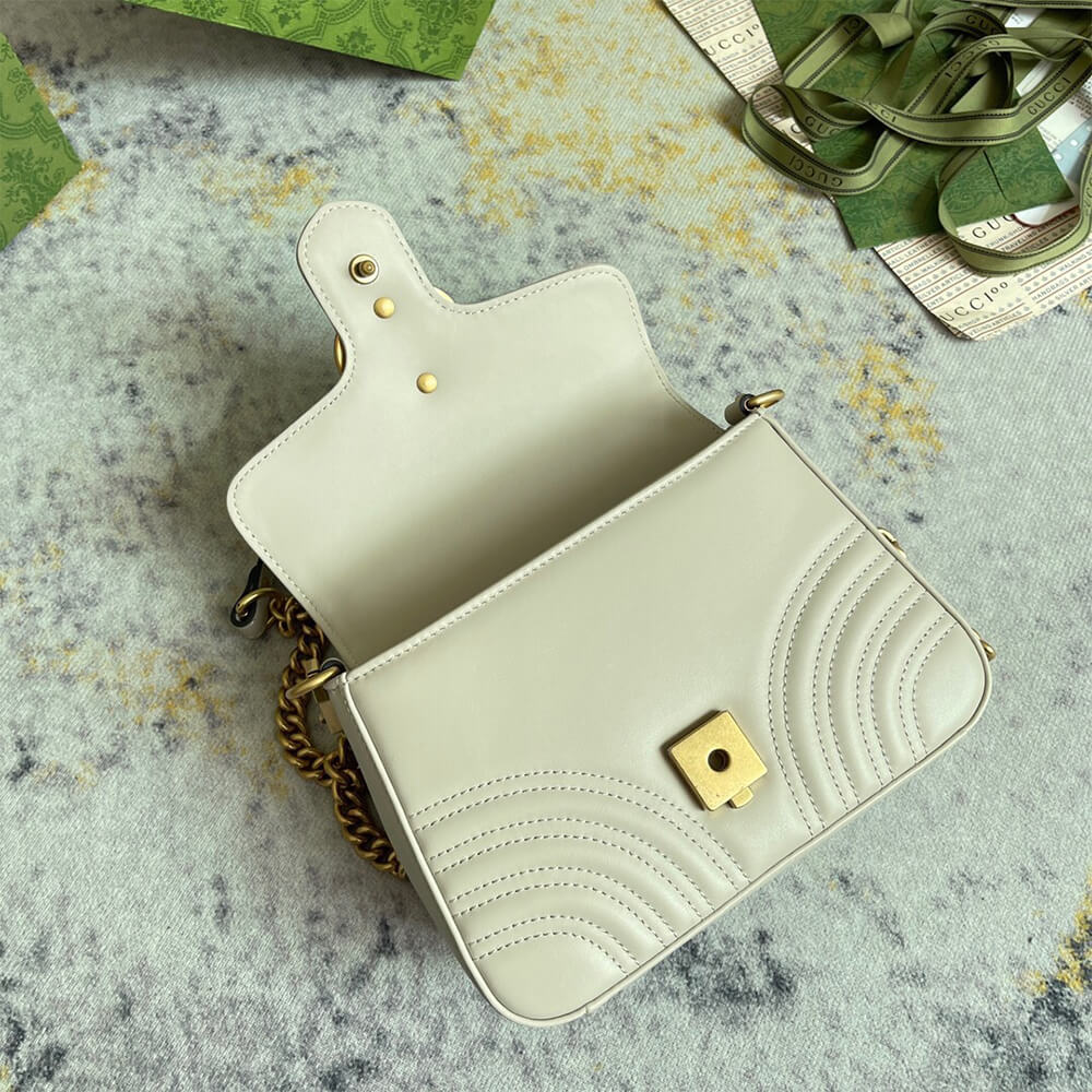 GG Marmont mini top handle bag - Top Club