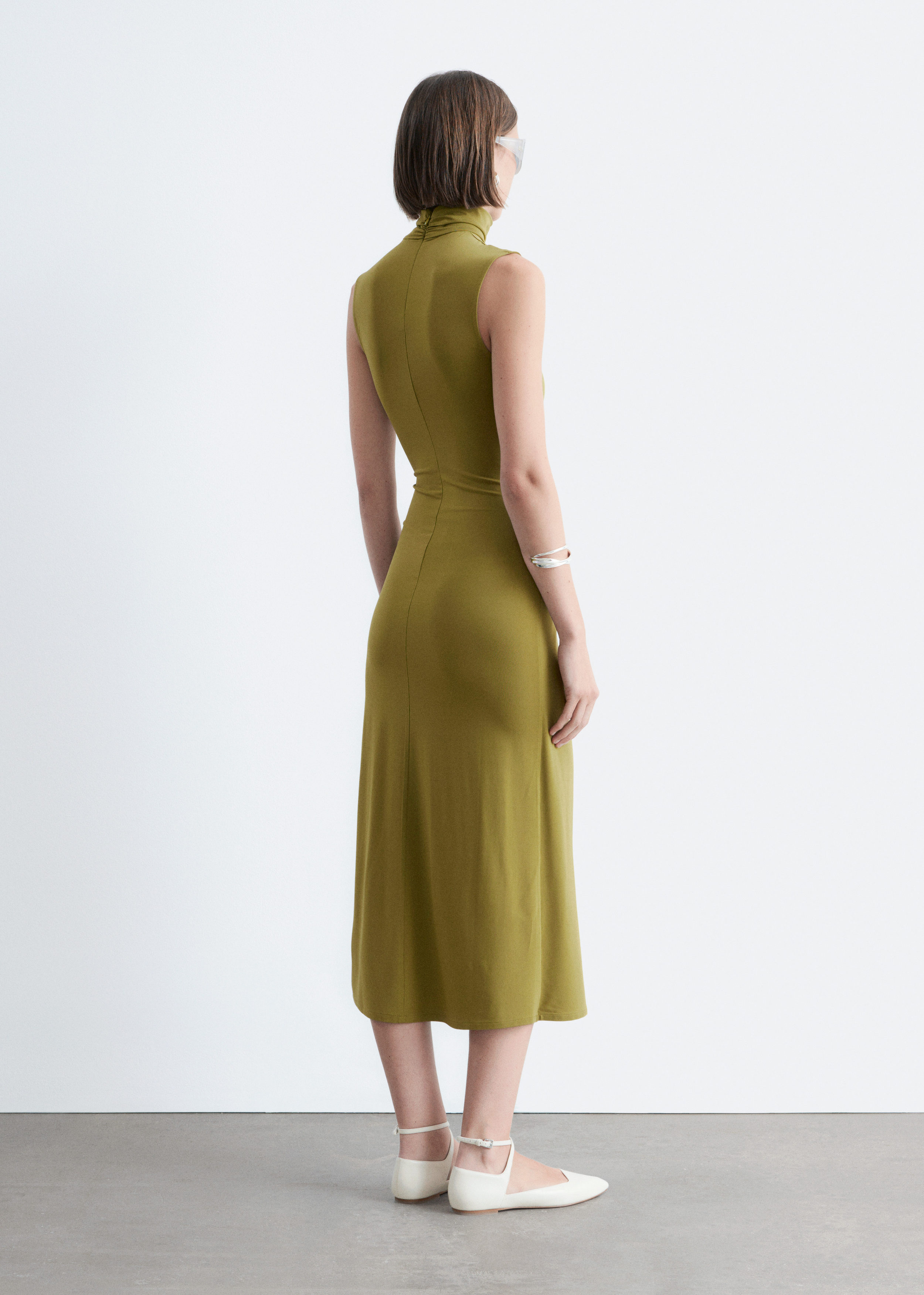 & Other Stories SLEEVELESS TURTLENECK MIDI DRESS