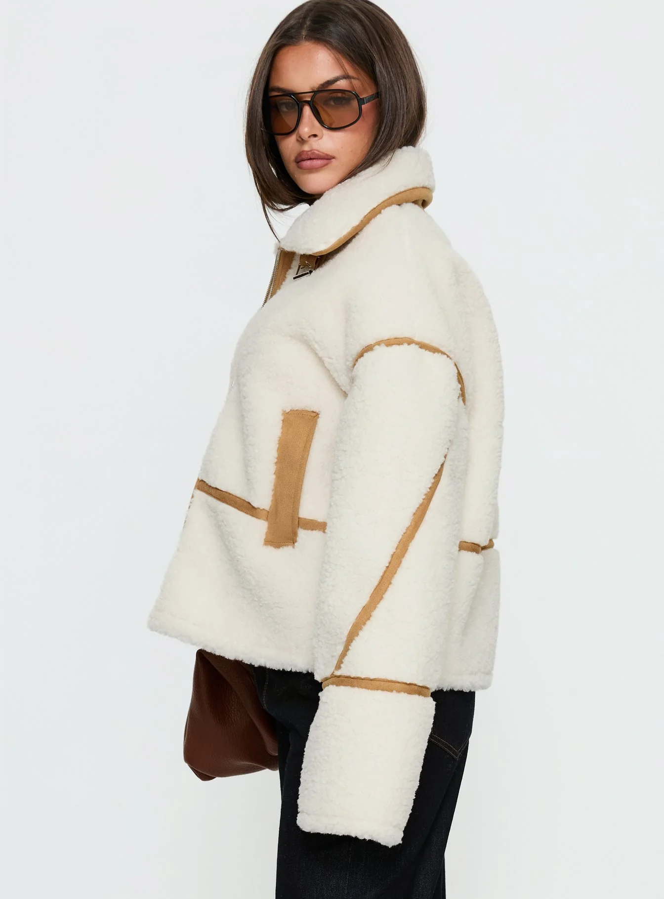 Briane Contrast Teddy Jacket White