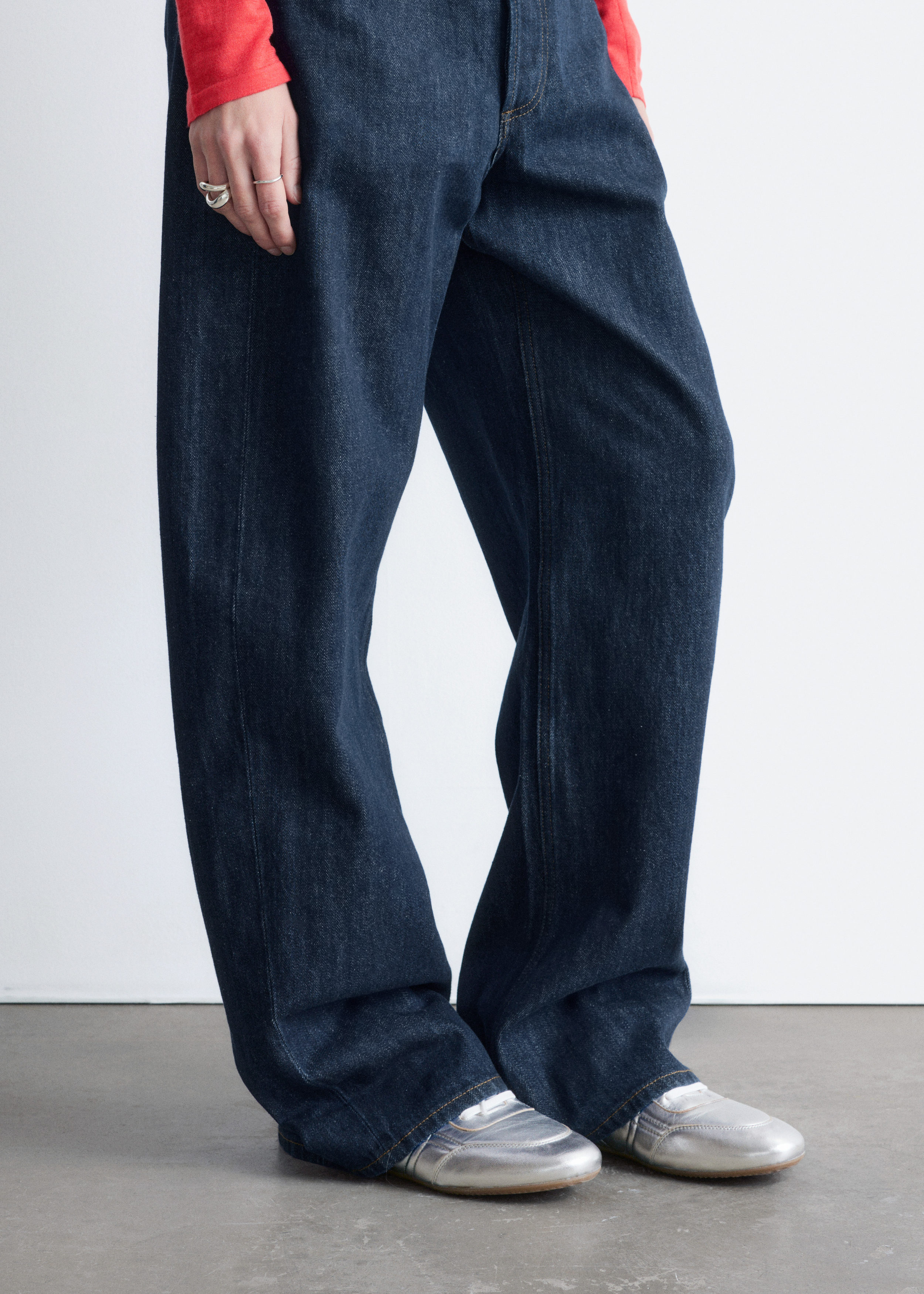 & Other Stories MINIMAL LEATHER SNEAKERS