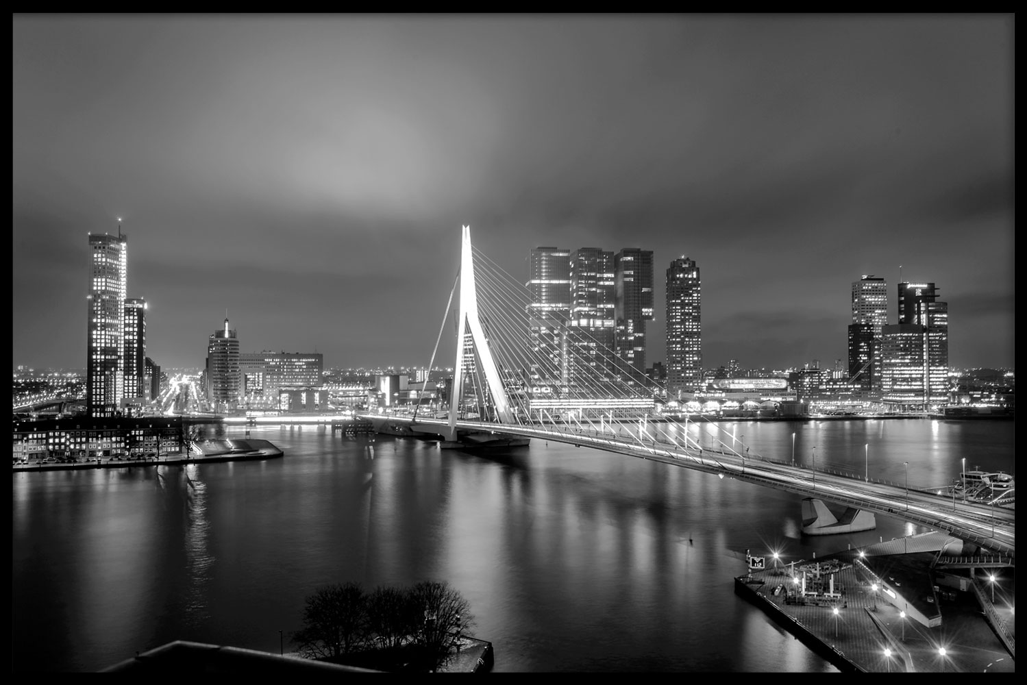 Walljar poster ingelijst - Rotterdam Skyline II Poster ingelijst - 70 x 100 cm