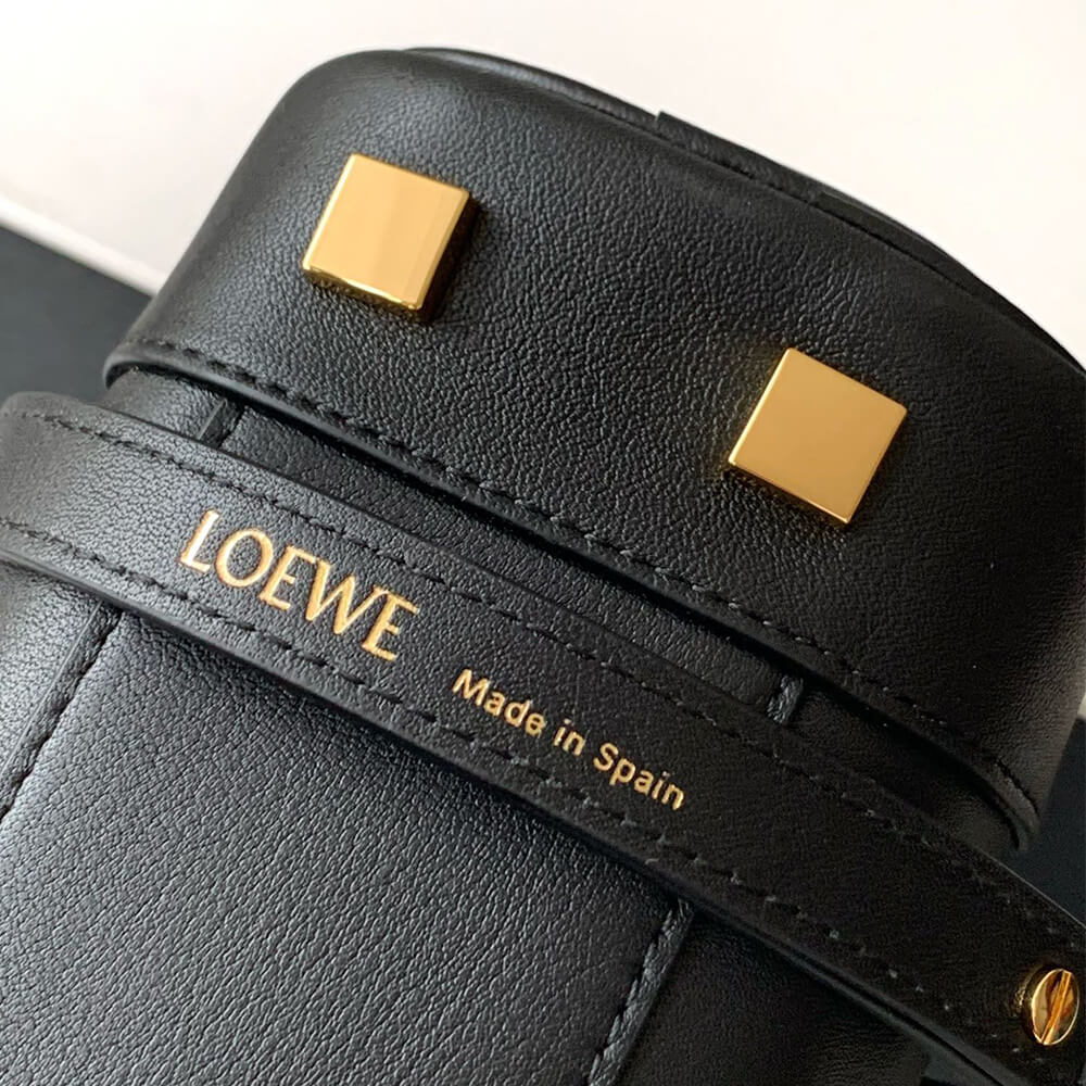 LOEWE Amazona 23 Cropped bag in nappa calfskin(HIGH-END GRADE) - Top Club