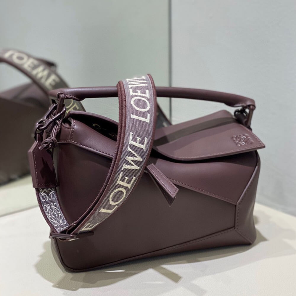 LOEWE Small Puzzle Bag - Top Club