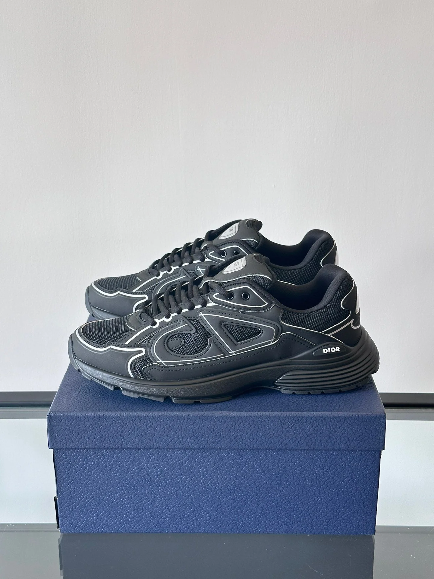 DIOR B30 TRIPLE BLACK - Sneaker Replica Workshop