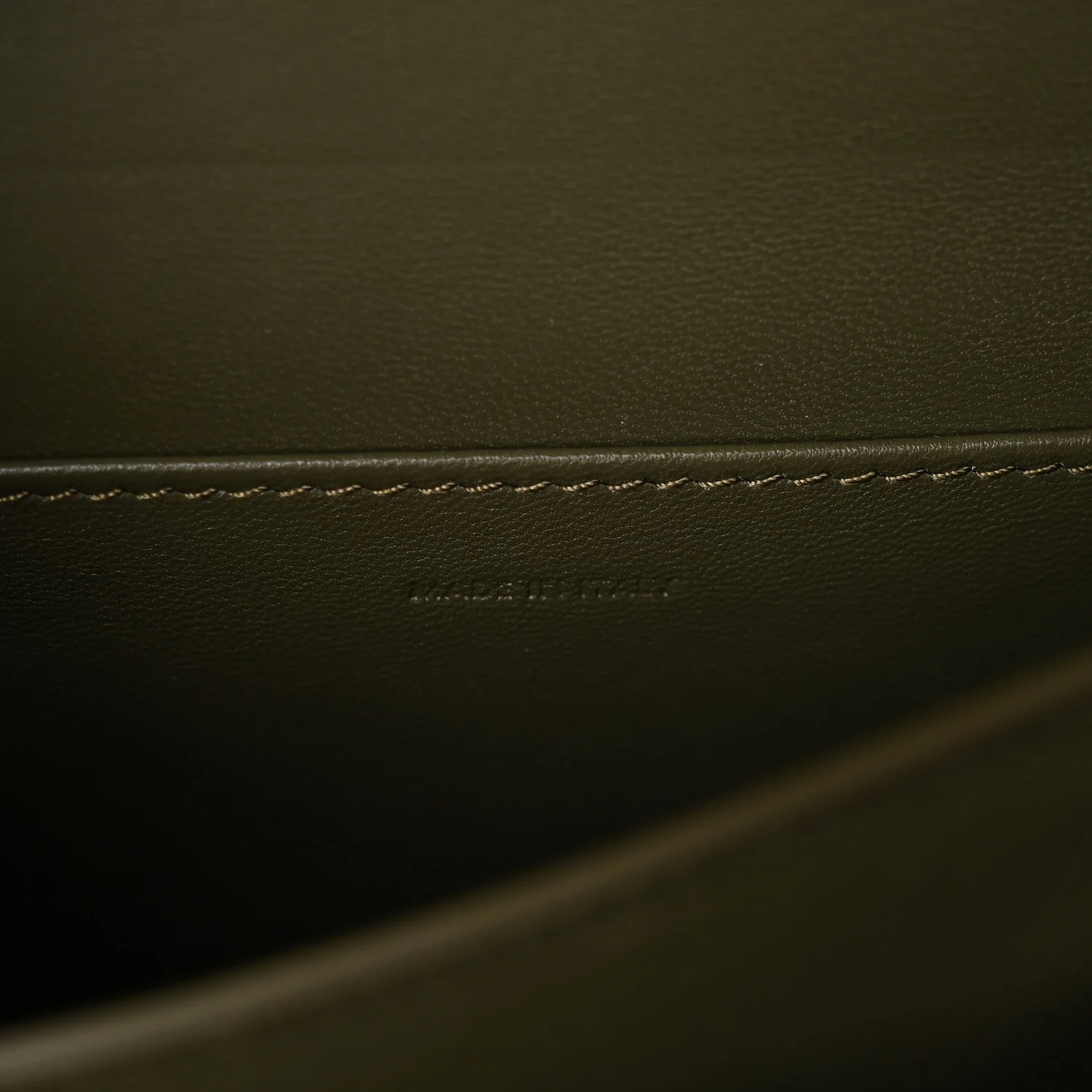 Box Calfskin Teen Classic Box Flap Bag Dark Olive - Top Club
