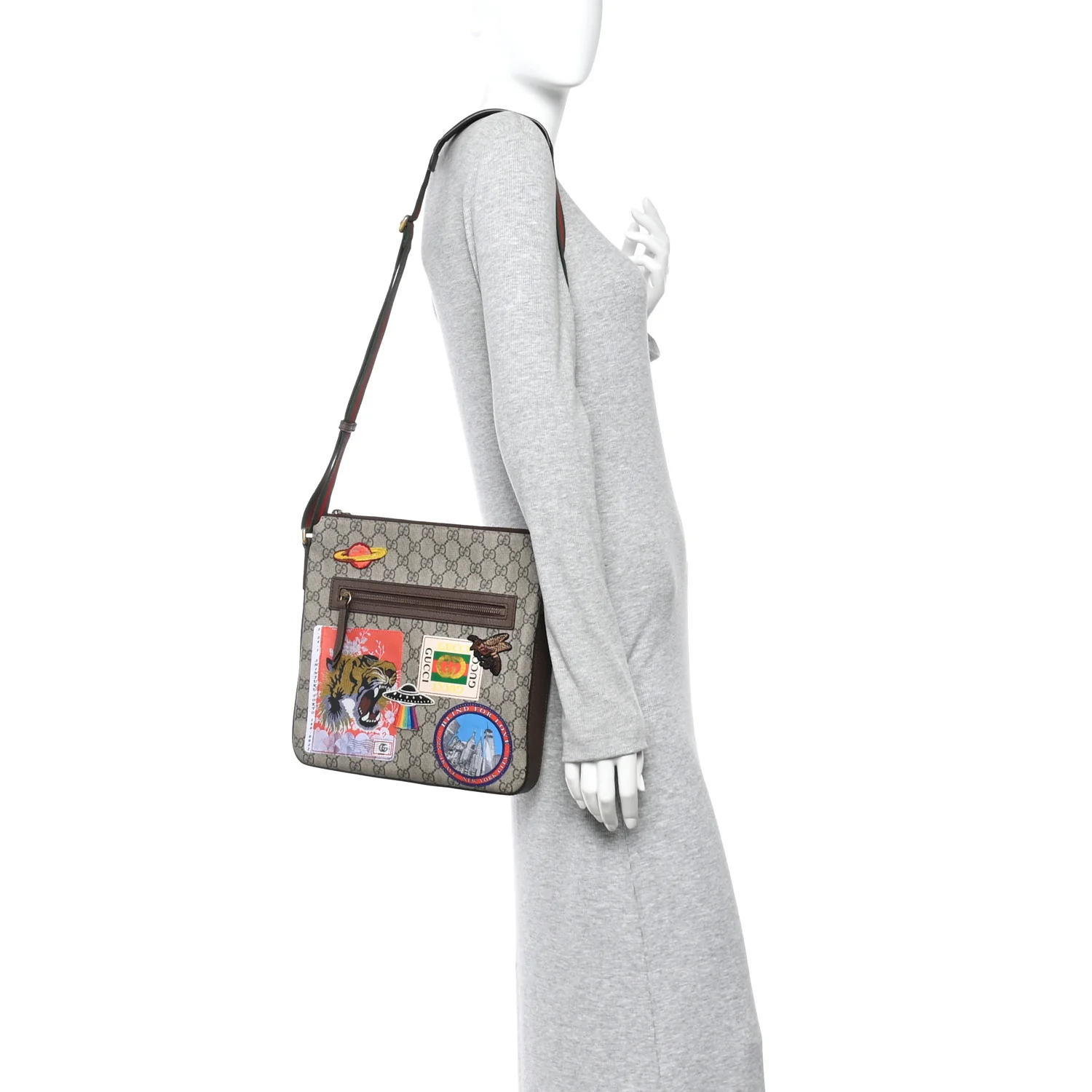 Soft GG Supreme Monogram Courrier Web Medium Flat Messenger Bag Beige New Acero Multicolor