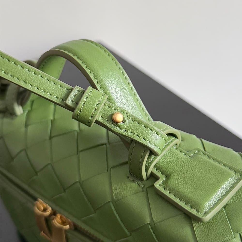 Bottega Veneta Bang Bang Vanity Case(high-end grade) - Top Club