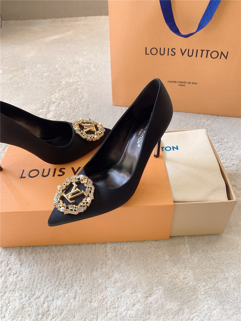 louis vuitton LV silk diamond buckle high heels - Sneaker Replica Workshop