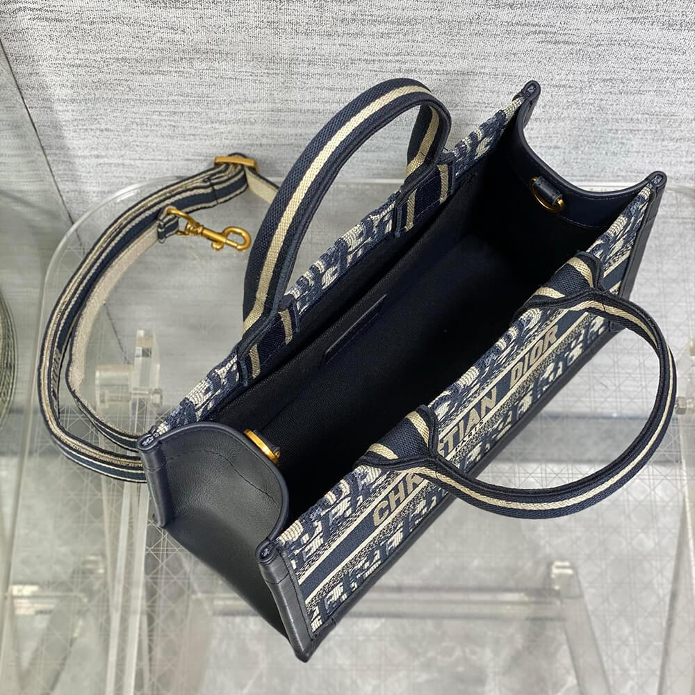 Dior East-West Dior Book Tote with strap - Top Club