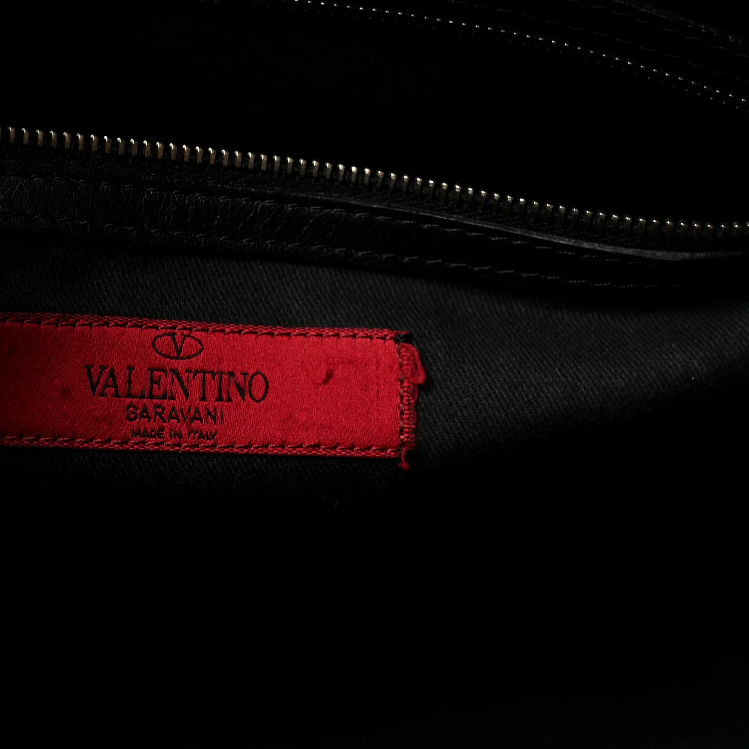 Vitello Rockstud Dome Shopper Black - Top Club