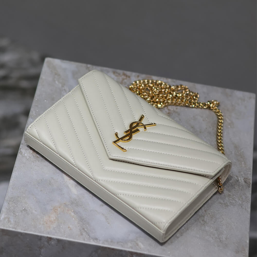 YSL cassandre chain wallet in lambskin - Top Club