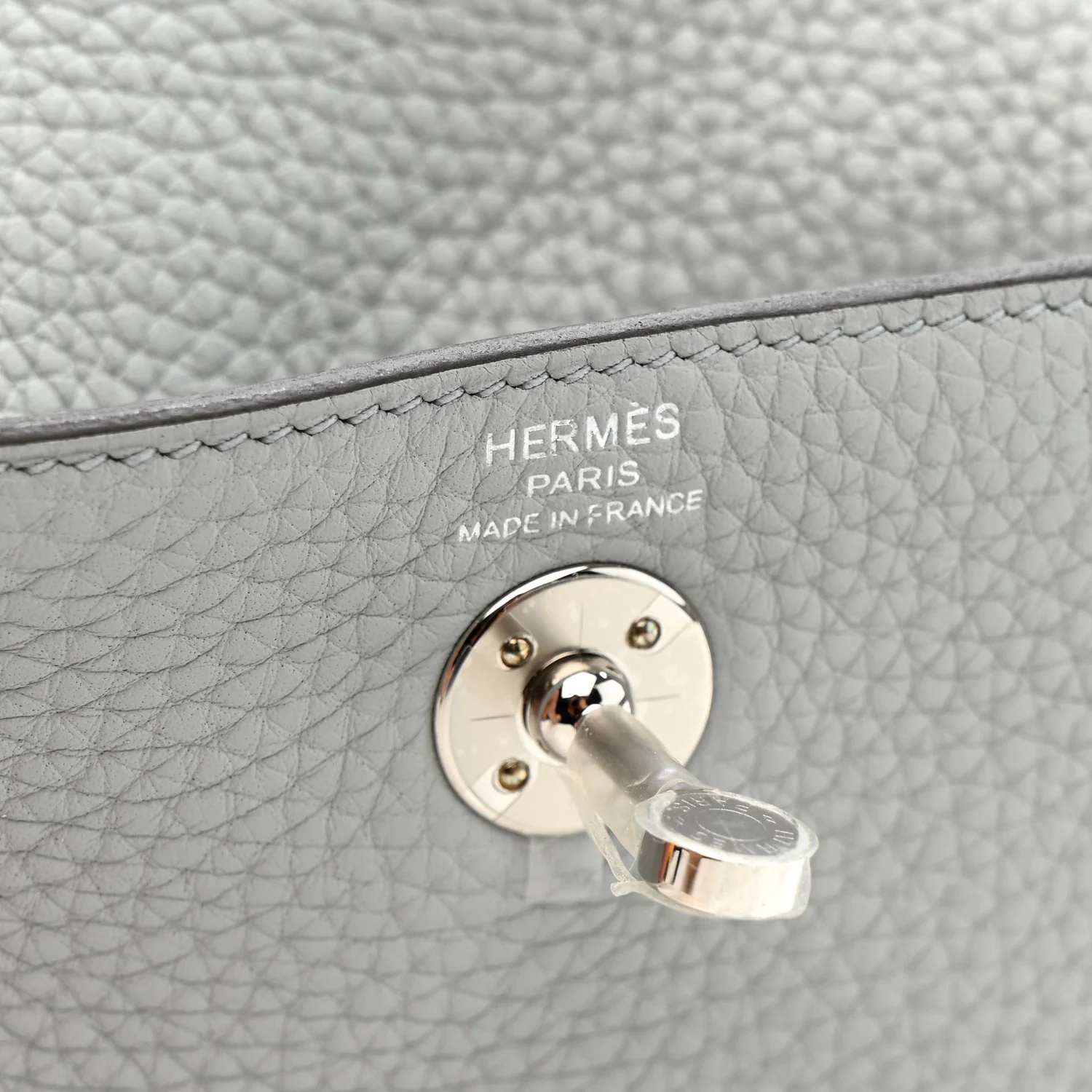 Taurillon Clemence Mini Lindy 20 Bleu Pale - Top Club