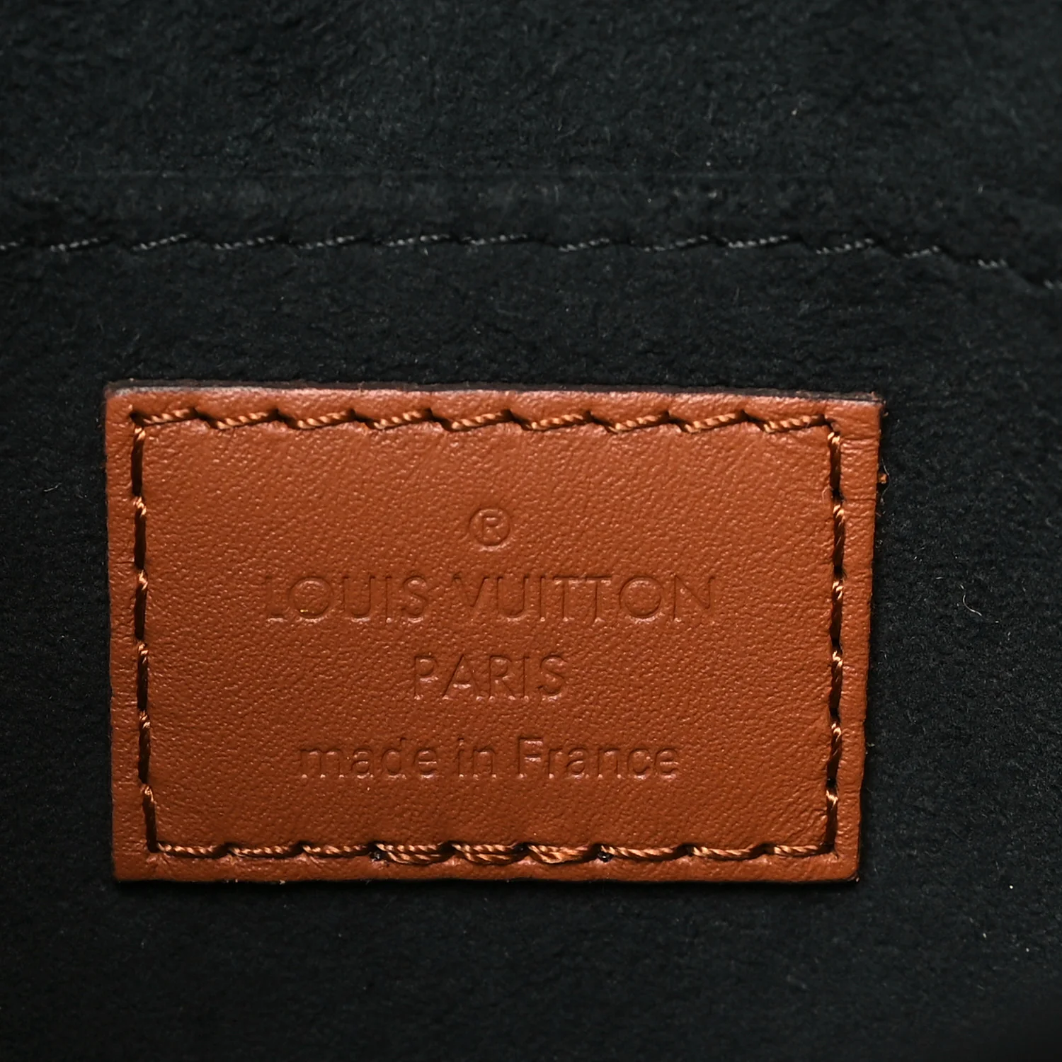 Reverse Monogram Dauphine Mini - Top Club
