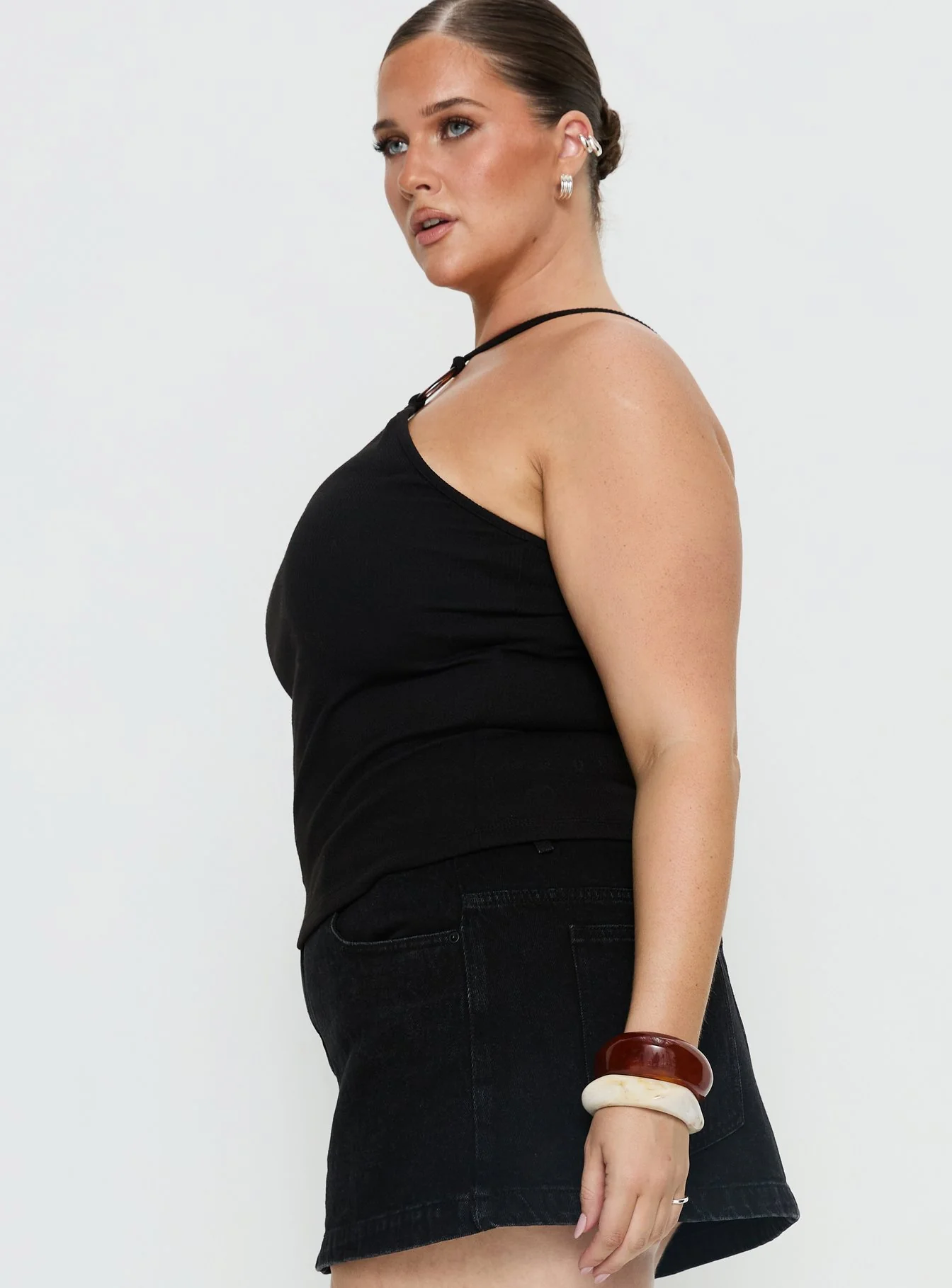 Teyla Ring Detail Top Black Curve