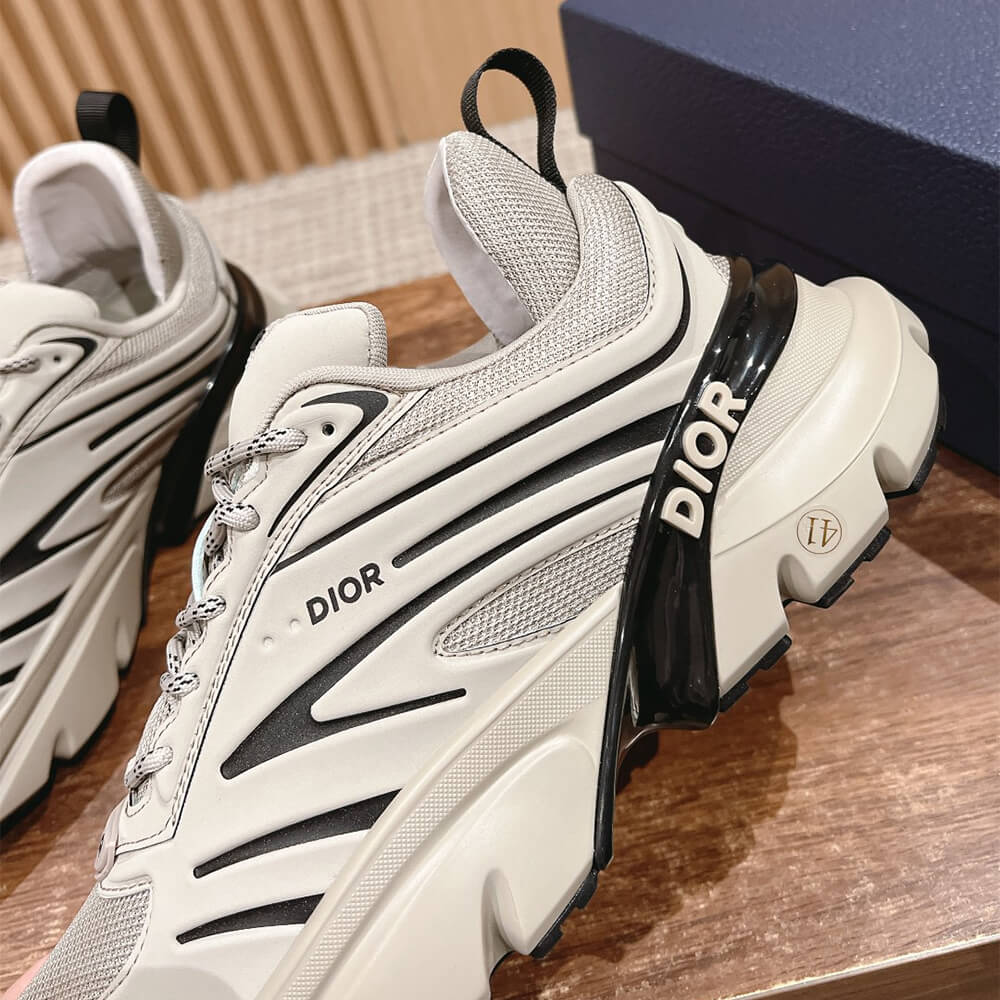 DIOR  B44 Blade Sneaker - Top Club