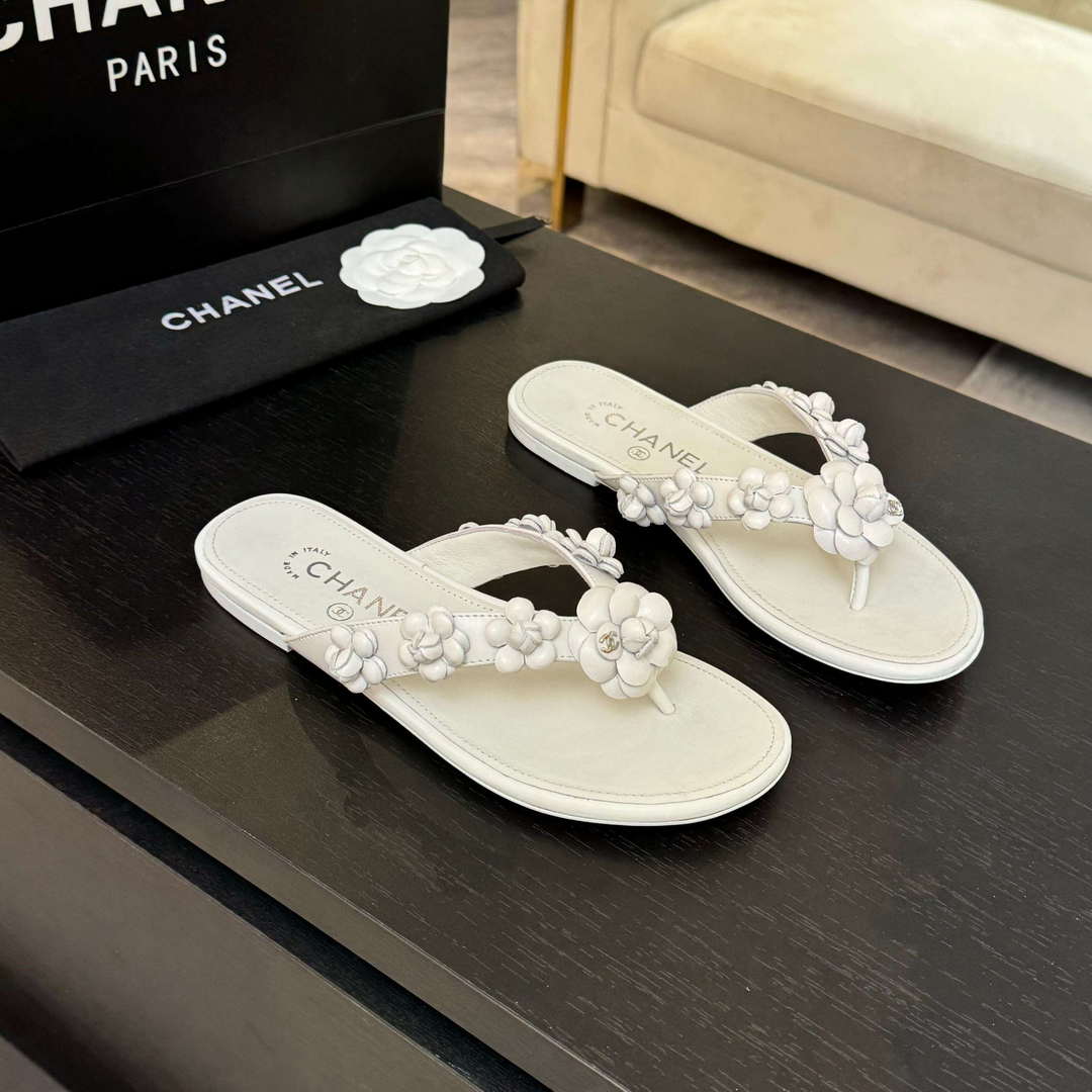 Chanel Women's Camellia Flip Flop Sandals Lambskin C92581 - Sneaker Replica Workshop