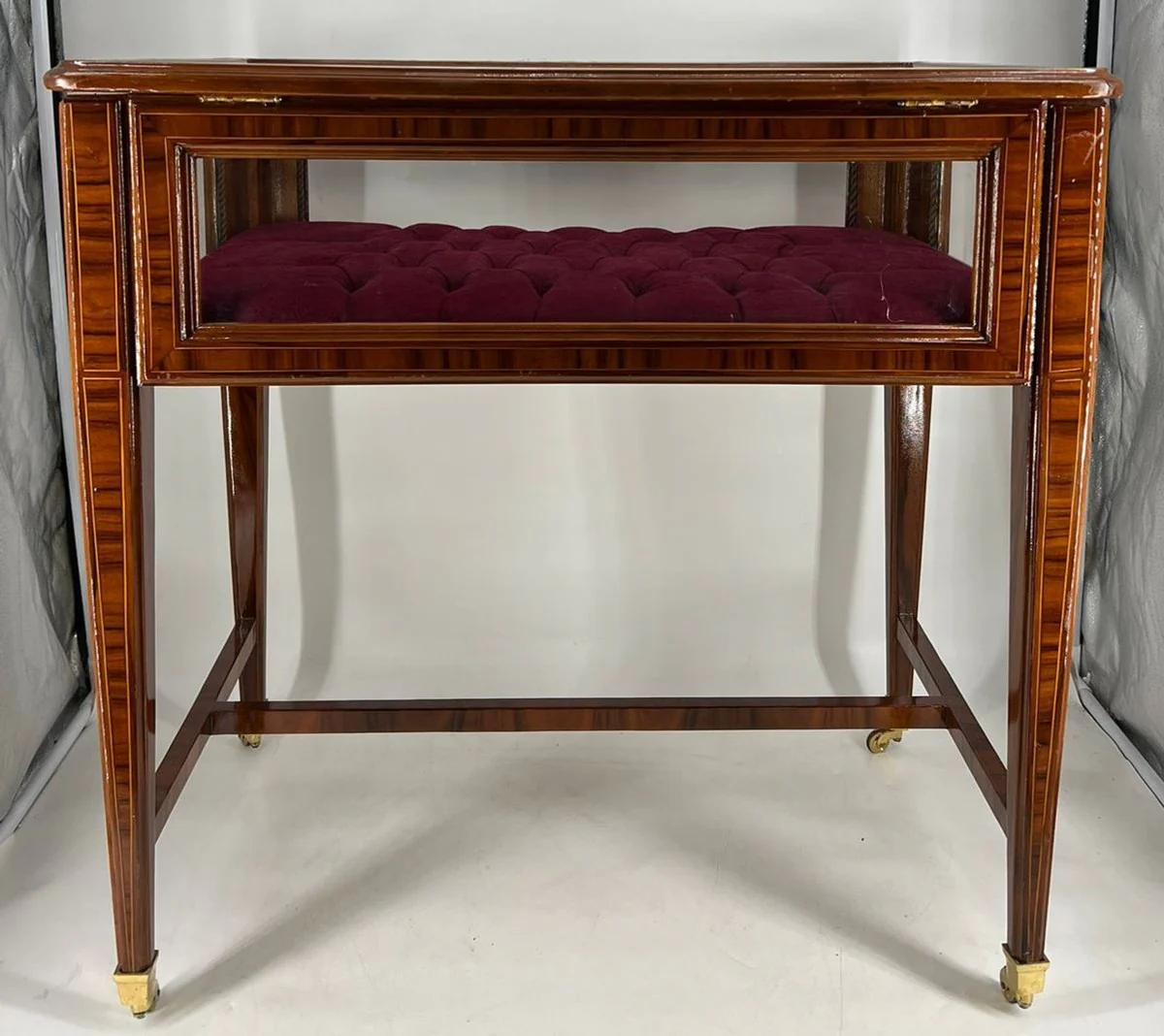 Baroque shop display case with hinged lid brown / burgundy - baroque furniture - 1B goods
