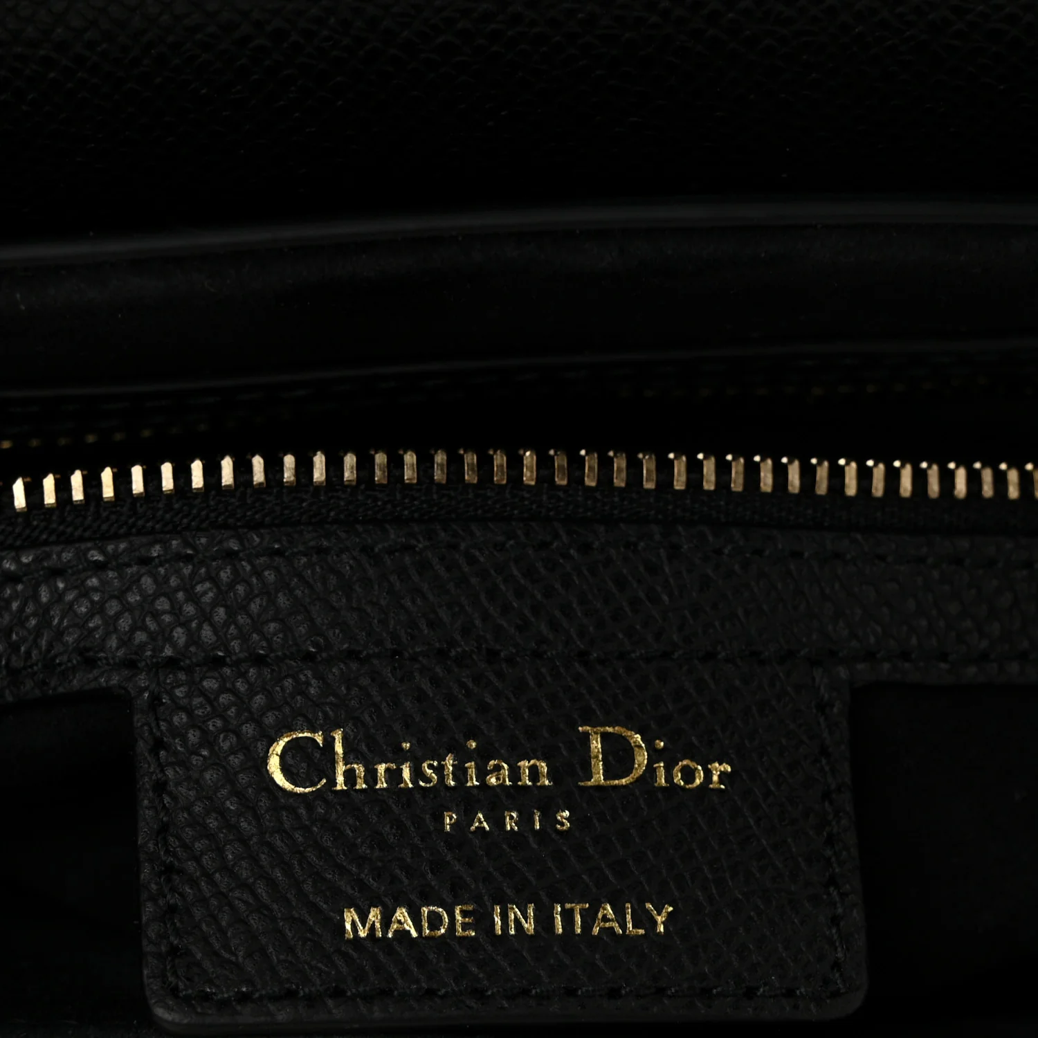 Grained Calfskin Saddle Bag Black - Top Club