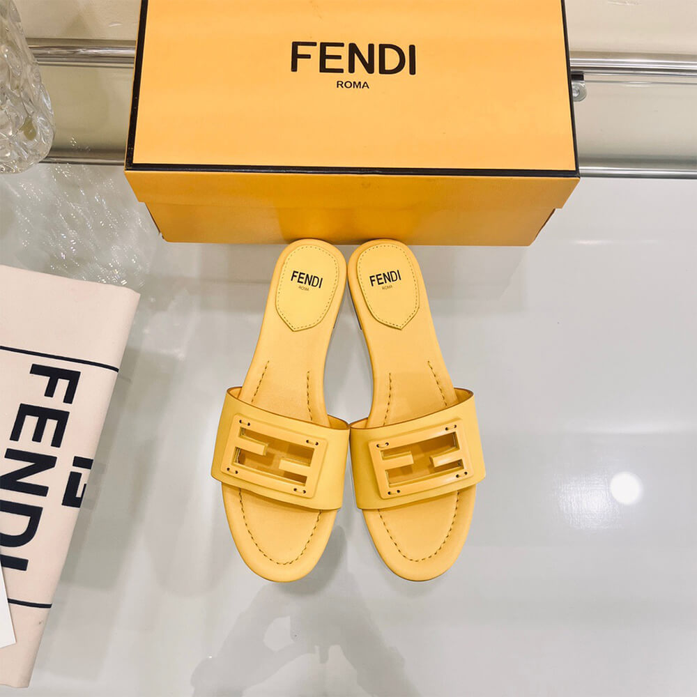 Fendi Baguette Slides - Top Club