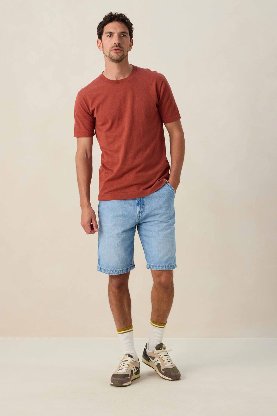 Donkerrood gebreid T-shirt