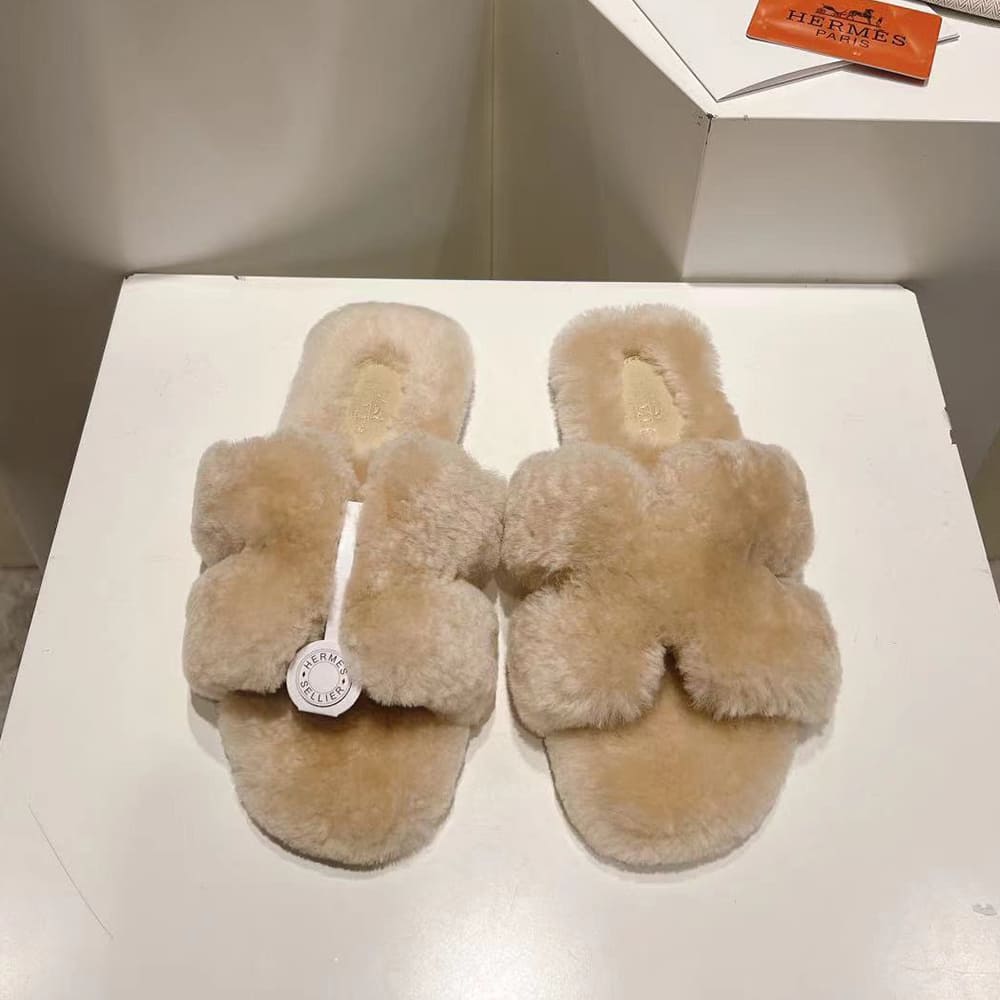 HERMES Oran sandal