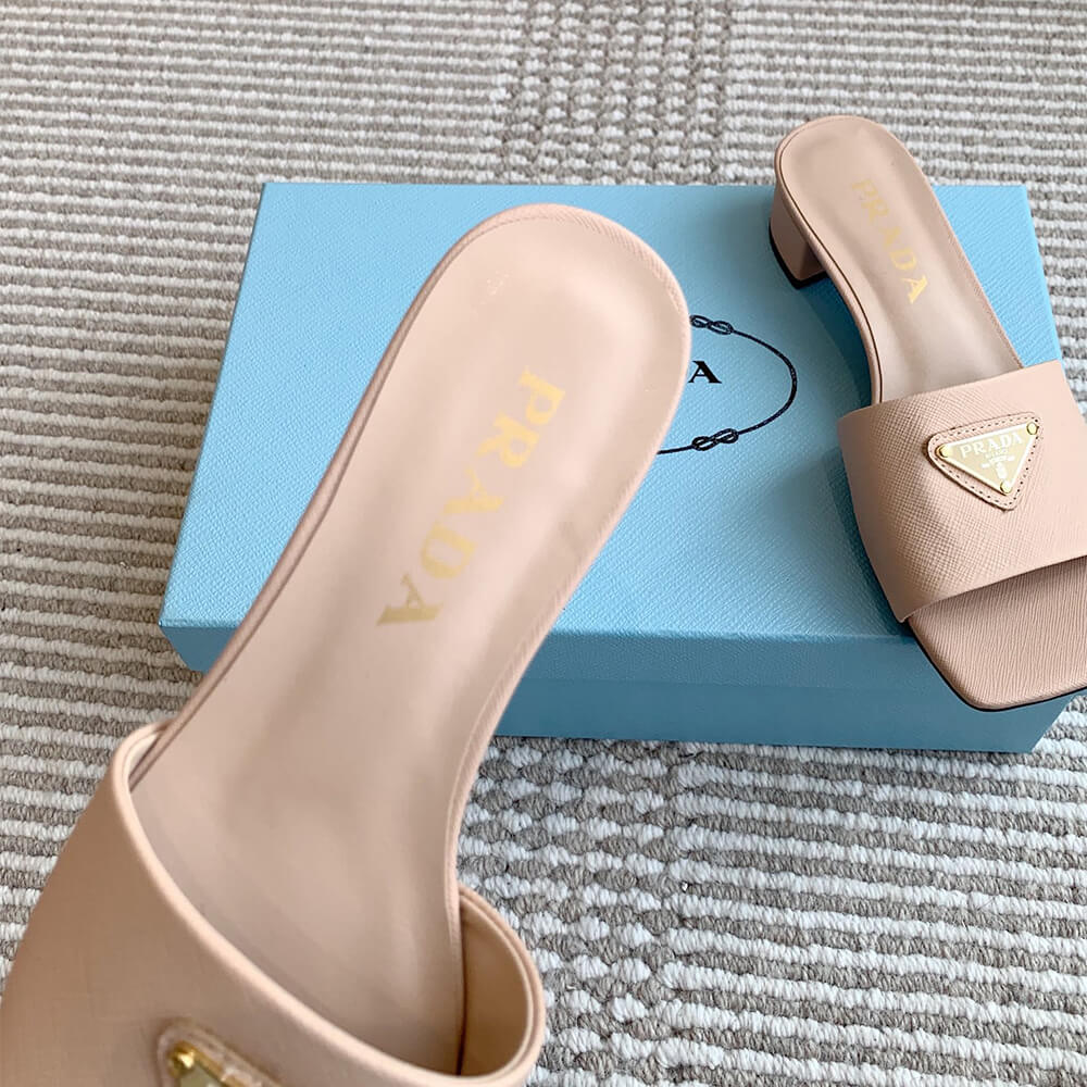 Prada Saffiano patent leather sandals - Top Club