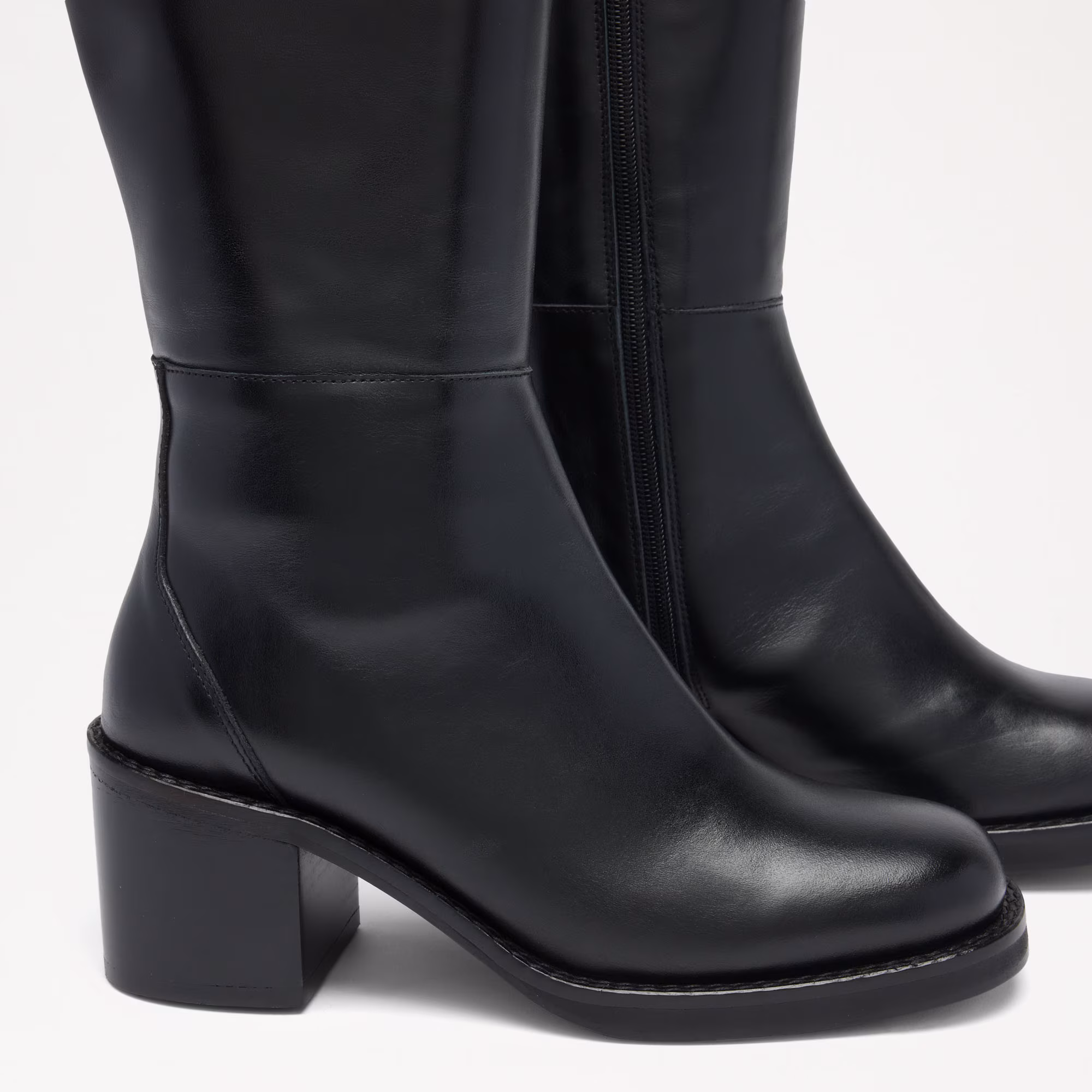 Bowland TallClean Block Heel Mid Boot