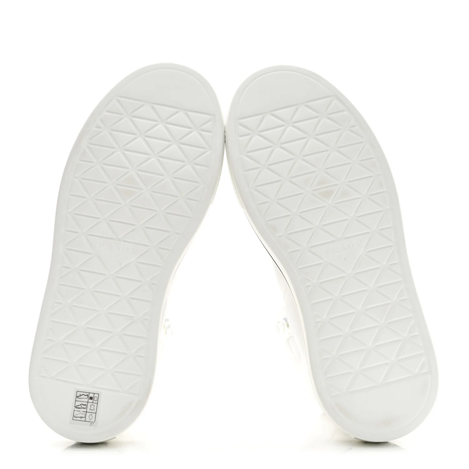 Re-Nylon Gabardine Spazzolato Macro Quilted Triangle Logo High Top 45mm Sneakers 38.5 White - Top Club