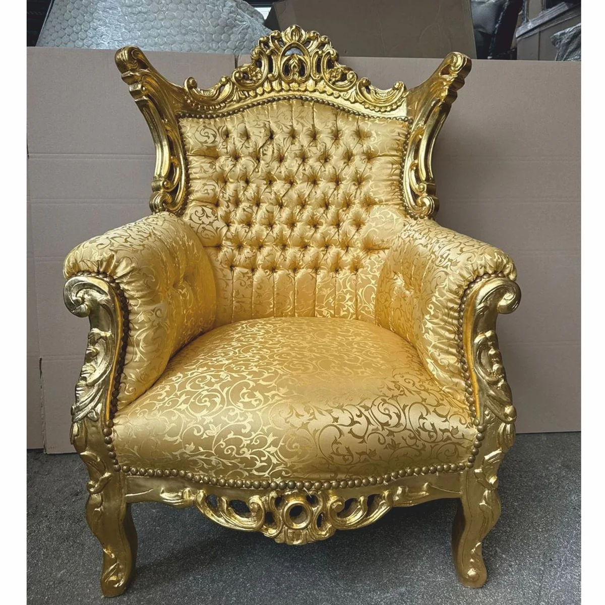 Baroque living room armchair gold - magnificent baroque furniture