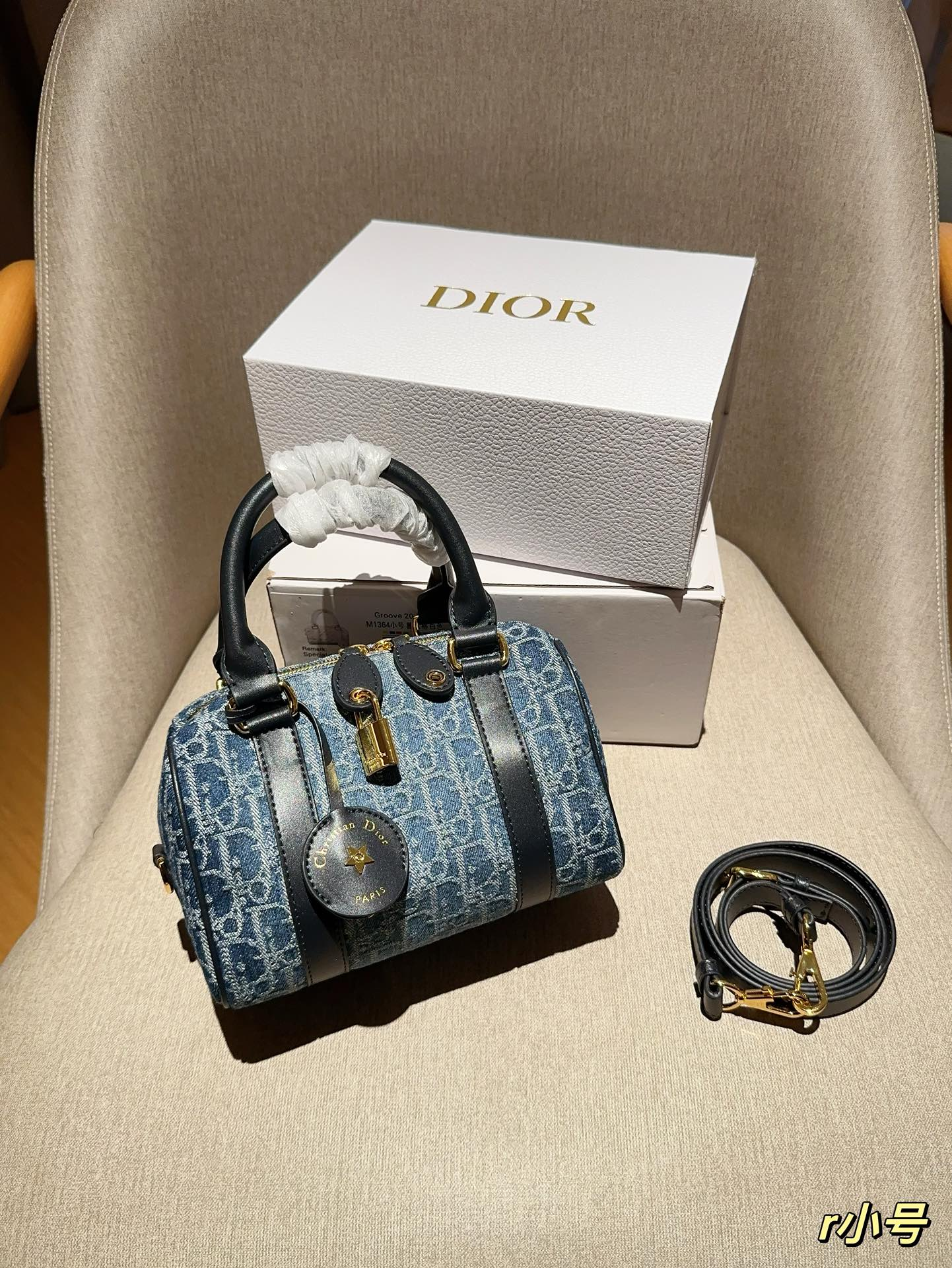 D Groove 20Denim Oblique denim bag - Top Club