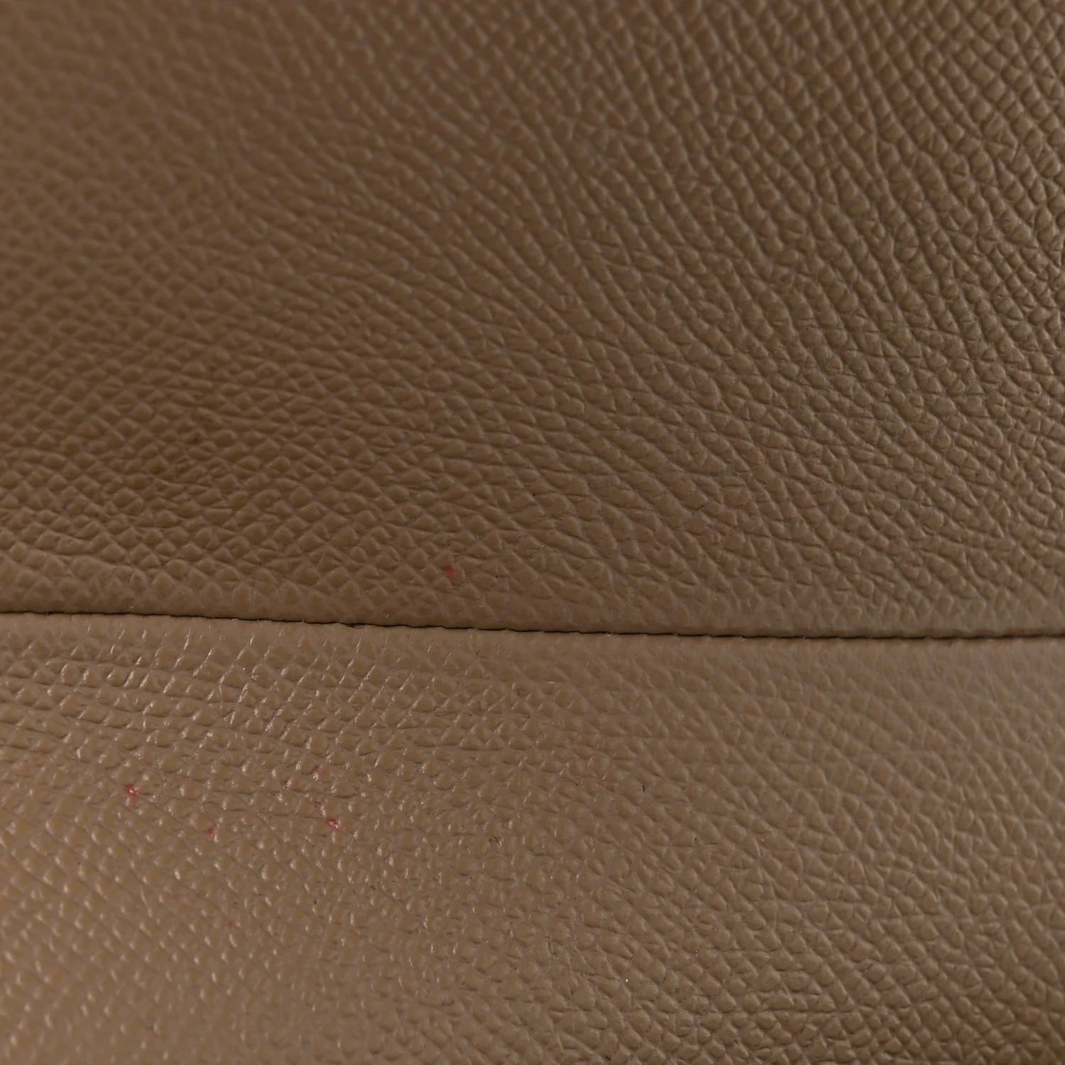 Grained Calfskin Saddle Bag With Strap Taupe - Top Club