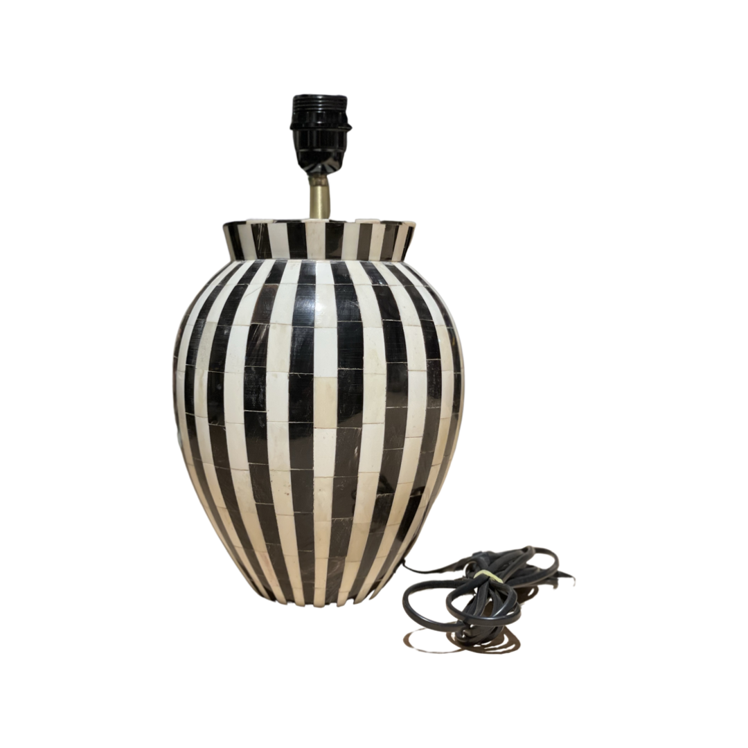 Lampvoet Bone zwart/wit Lampvoet Zw/Wit Been 20x20x27